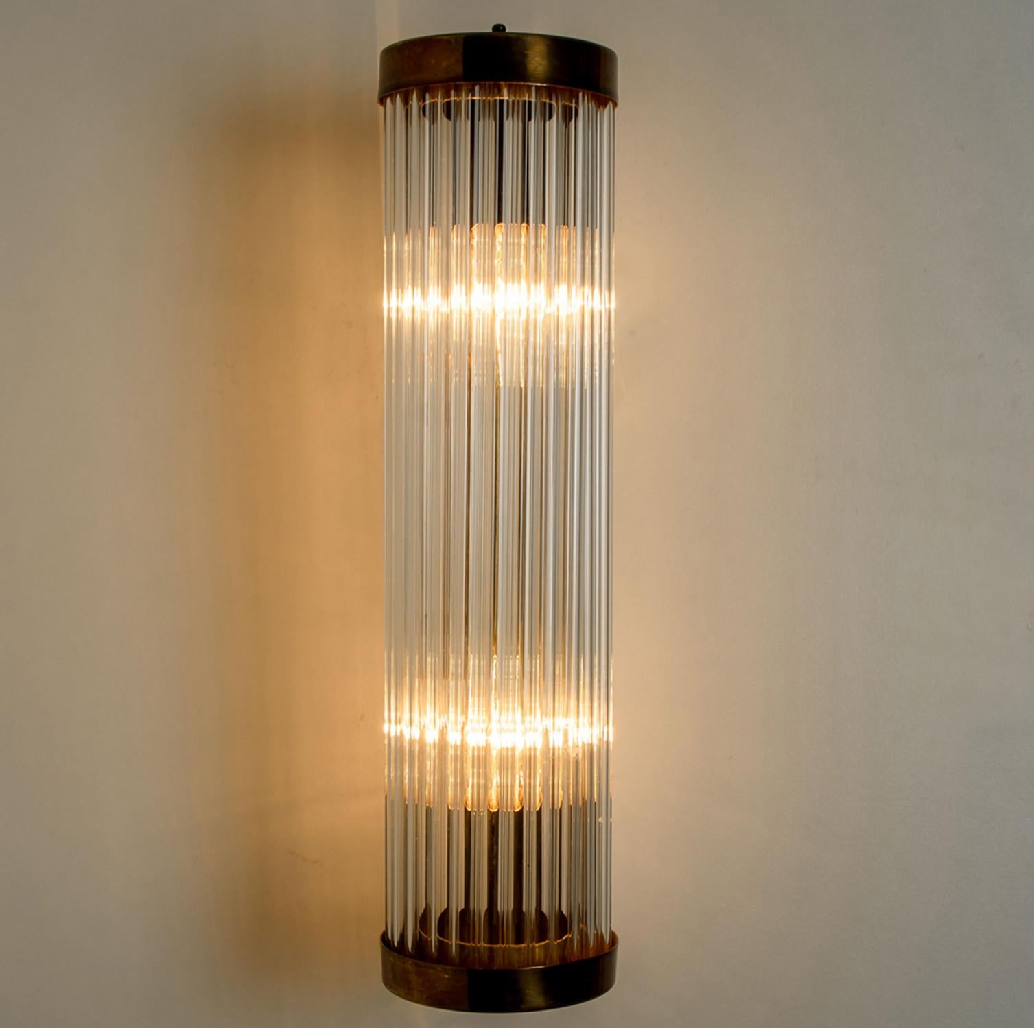 1 of the 6 Skyscraper Wall lights Art Deco Style For Sale 4
