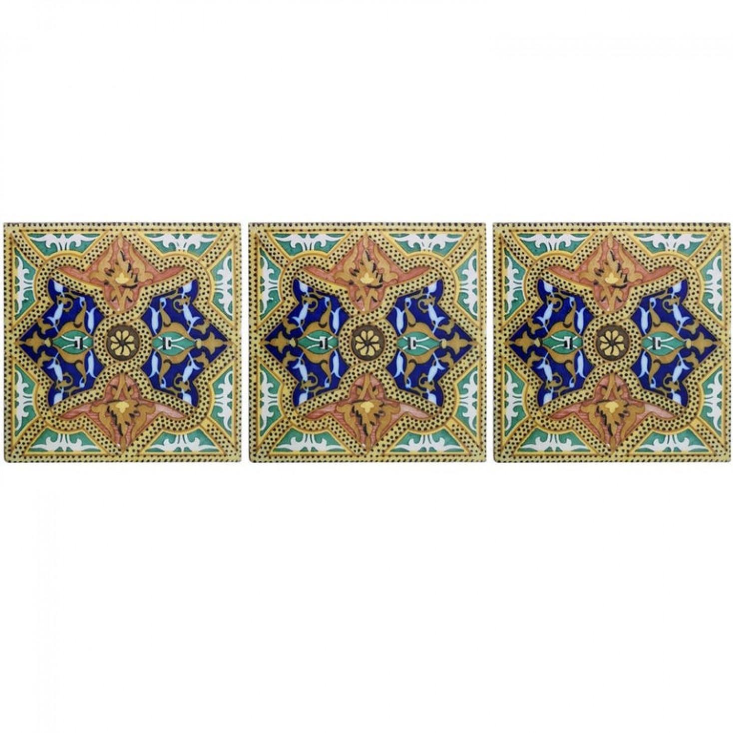 1 of the 6 Exceptional antique Spanish wall tiles, white with rich warm colors (Onda, Spain Valencia).
The dimensions per tile are 7.9 inch (20 cm) × 7.9 inch (20 cm).

Please note that the piece is for 1 piece. Several pieces available.

Condition