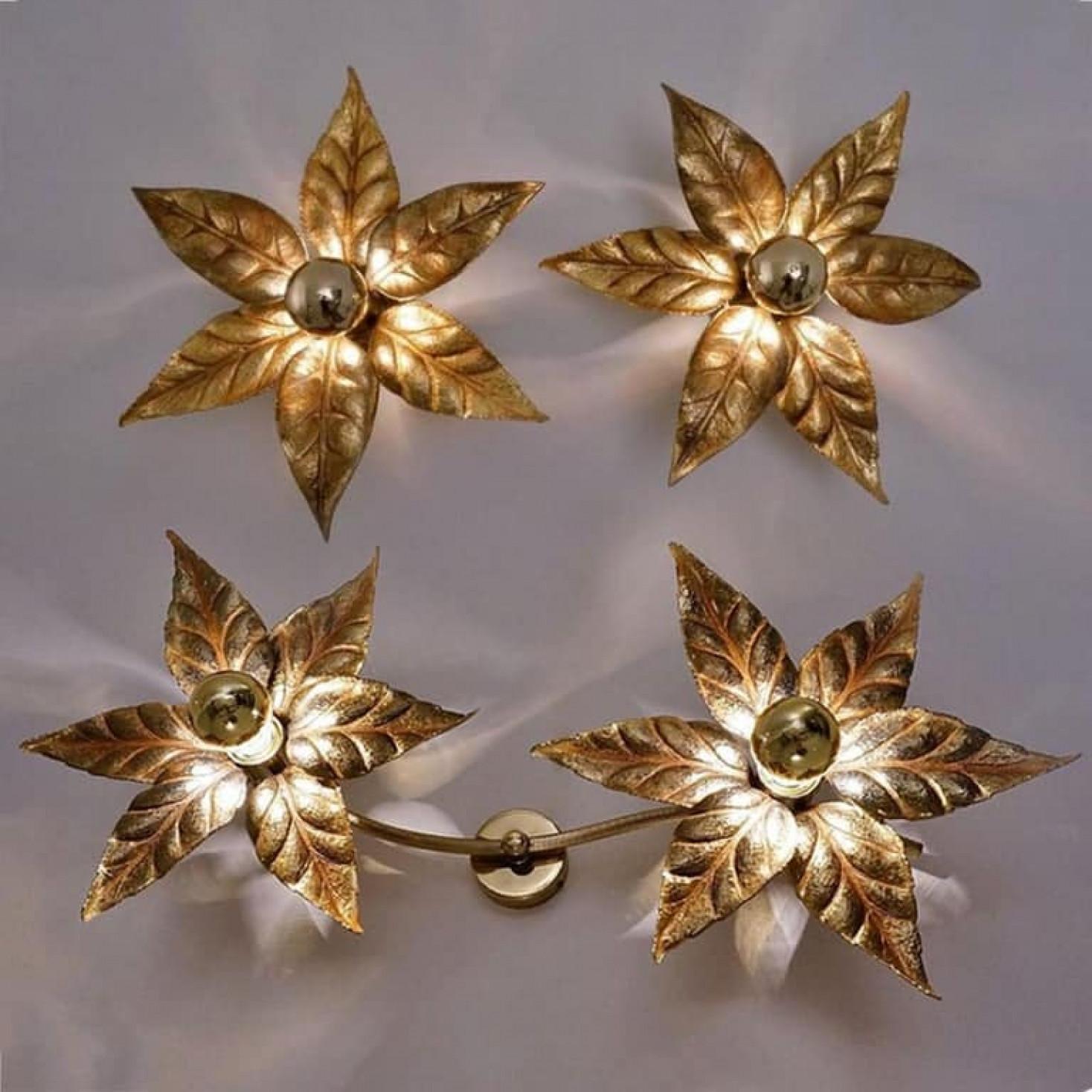 1 des 6 Appliques à double fleur en laiton de style Willy Daro, années 1970 en vente 4