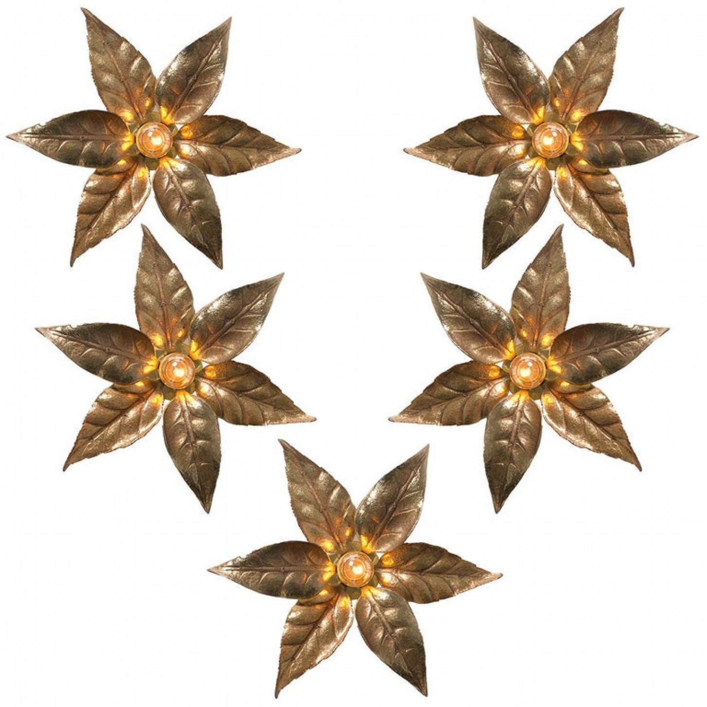 1 de los 6 Apliques de doble flor de latón estilo Willy Daro, años 70 en venta 9