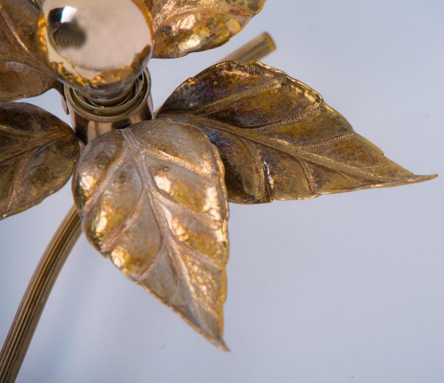 1 of the 6 Willy Daro Style Full Brass Double Flower Wall Lights, 1970s In Good Condition For Sale In Rijssen, NL
