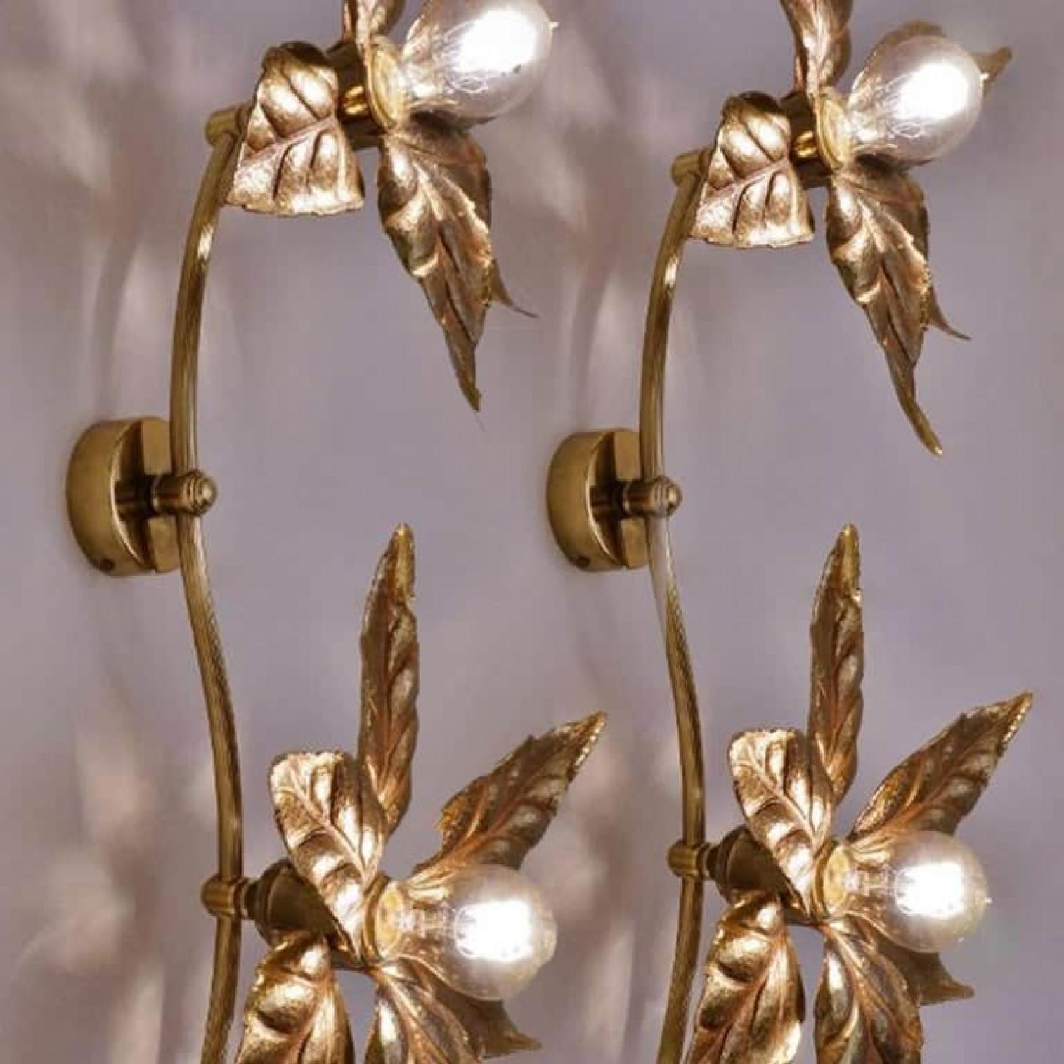 1 des 6 Appliques à double fleur en laiton de style Willy Daro, années 1970 en vente 1