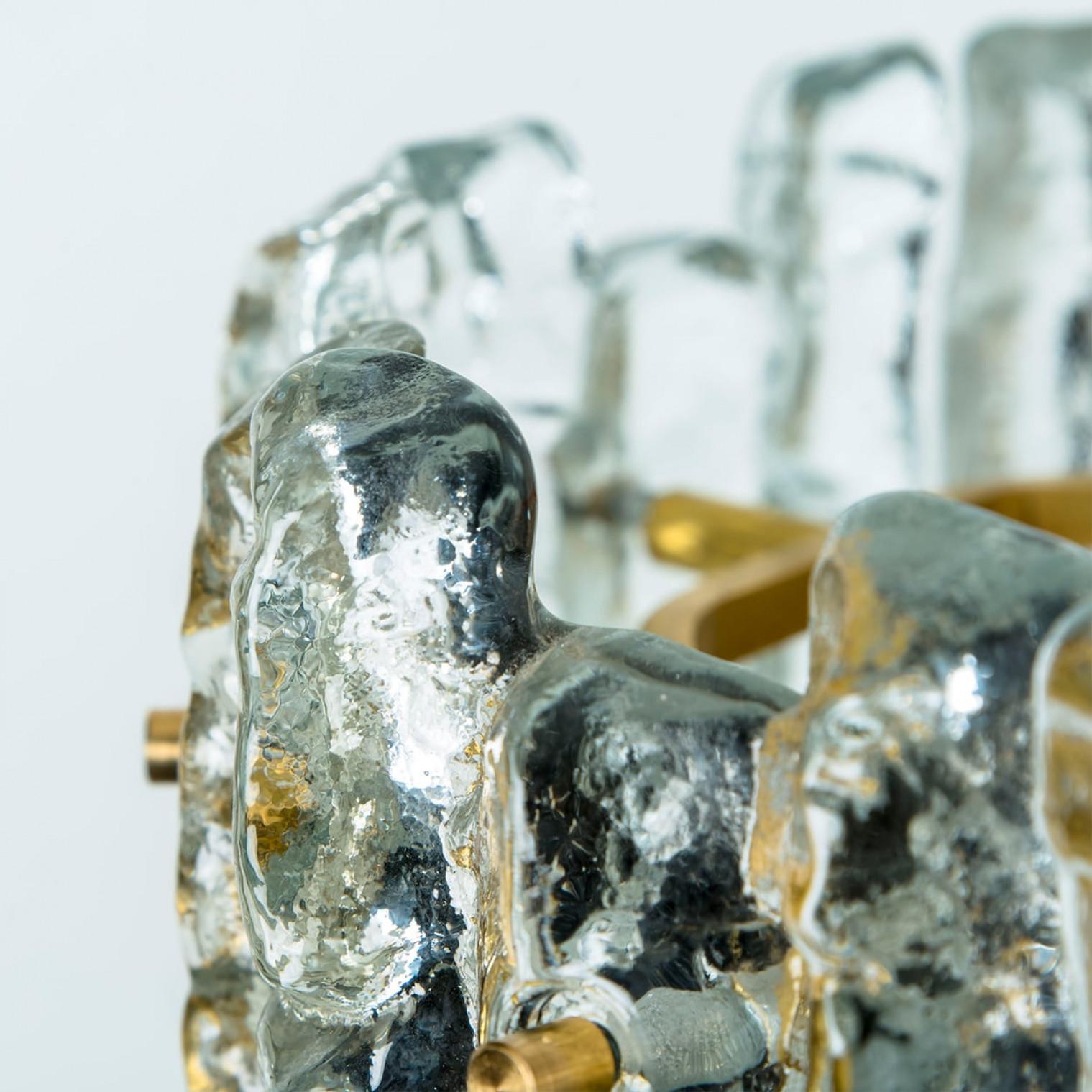 1 de los 6 Apliques XL de cristal de hielo texturado Kalmar, años 70 en venta 8