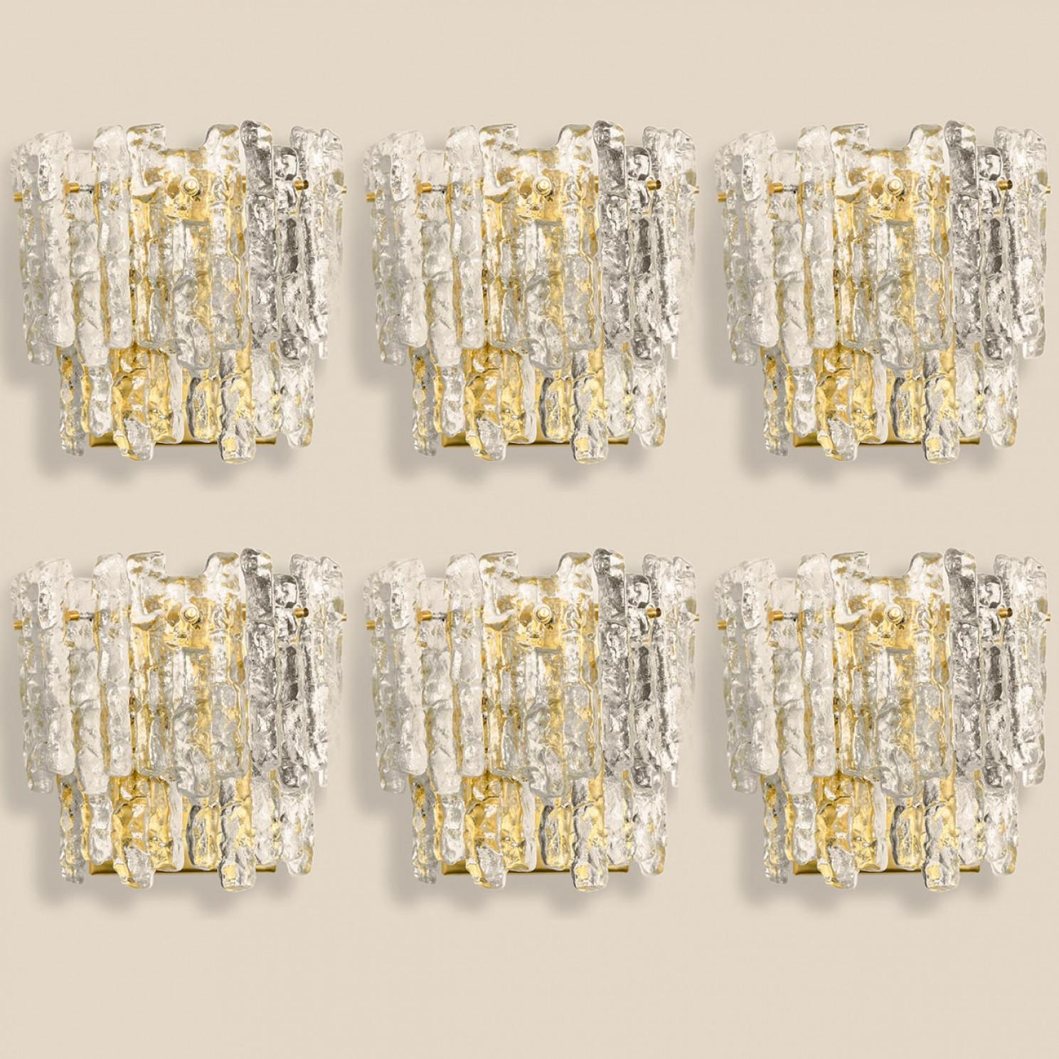 1 de los 6 Apliques XL de cristal de hielo texturado Kalmar, años 70 en venta 1