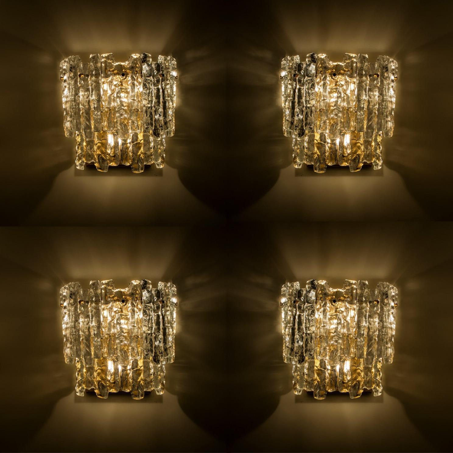 1 of the 6 XL Textured Ice glass Wall Lights Kalmar, 1970s en venta 1
