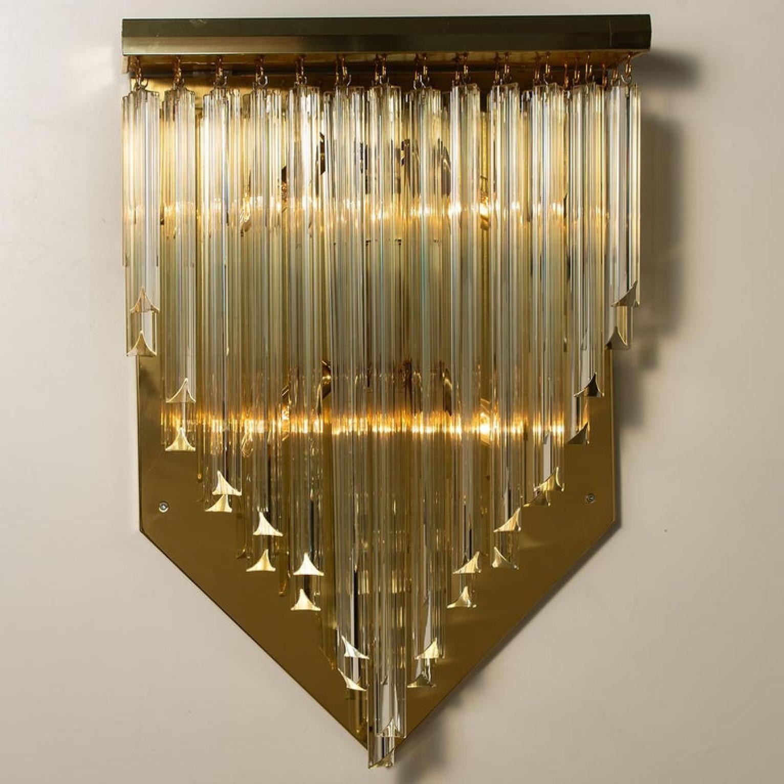 1 of the 6 XXL 'H29.9' Venini Style Murano Glass and Gilt Brass Sconces, 1960s For Sale 5