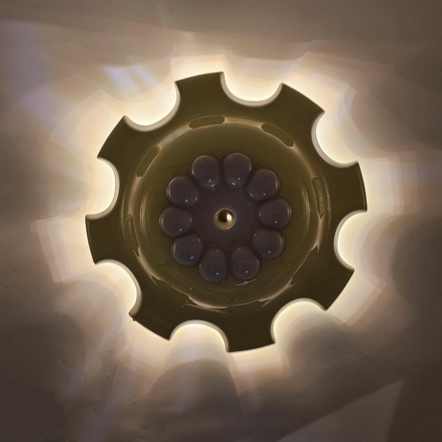 Ceramica 1 delle 6 lampade in ceramica gialla, Rosette di Jeanine Keizer, 1990 in vendita