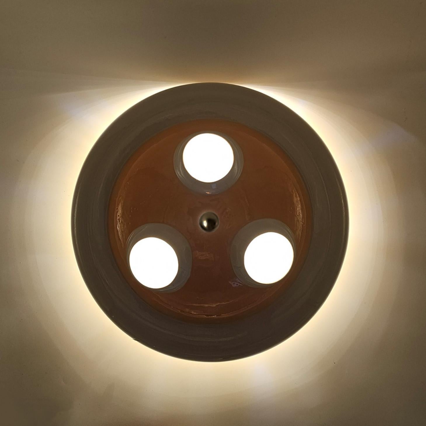 Fin du 20e siècle 1 des 7 lampes en céramique colorée, Rosettes de Jeanine Keizer, 1990 en vente