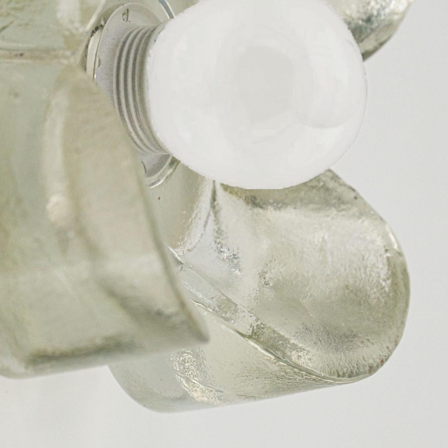 1 des 8 appliques en verre bullé Flush Mounts Allemagne, 1970 en vente 11