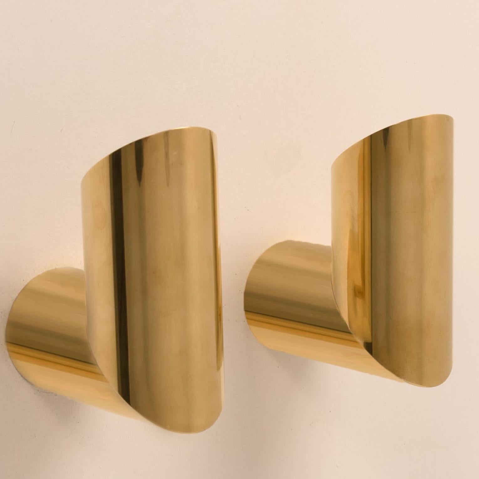 Late 20th Century 1 of the 8 Geometrical Brass Sconces in Two Sizes by Nanda Vigo for Arredoluce For Sale