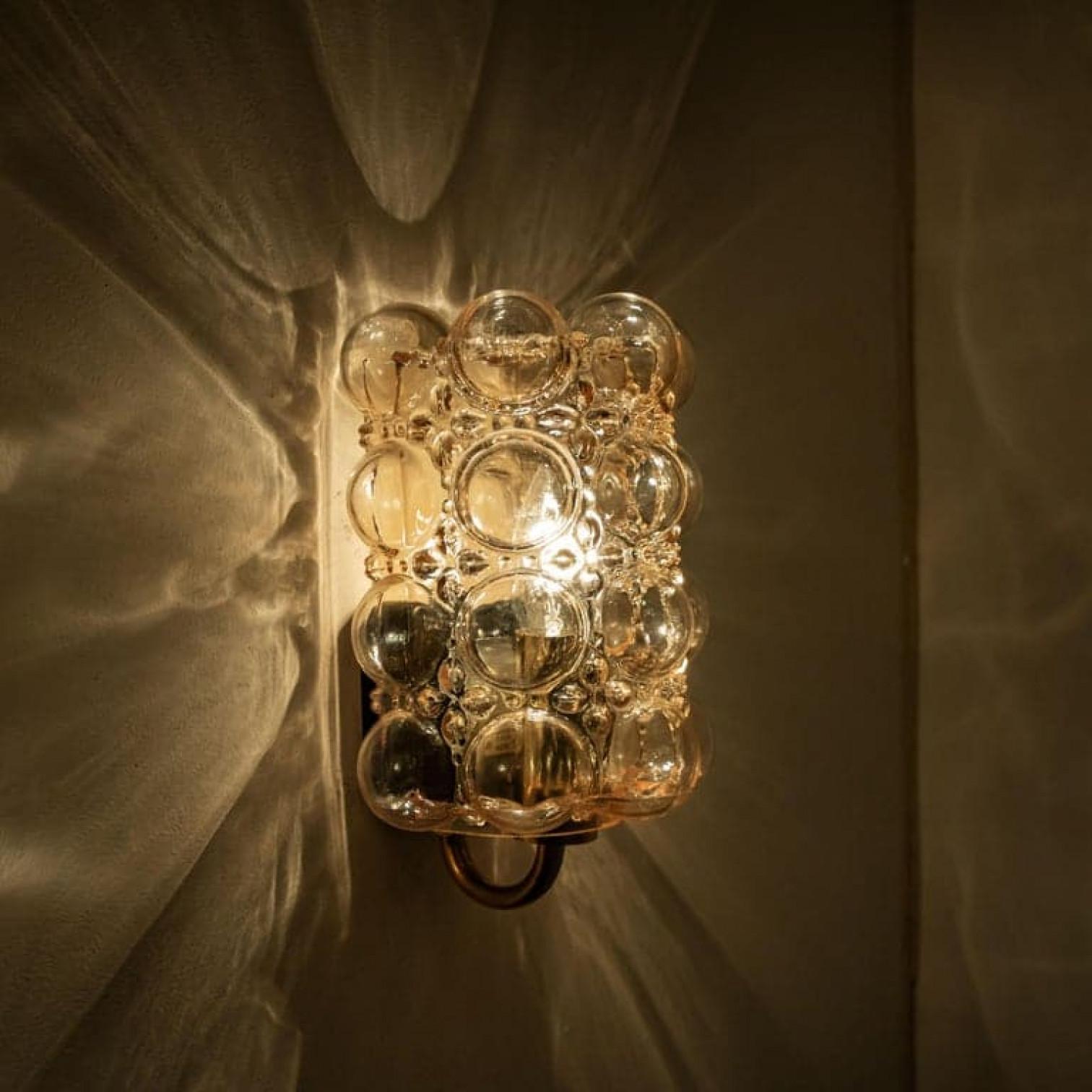 Laiton 1 des 8 appliques murales en verre par Helena Tynell pour Limburg, 1960 en vente