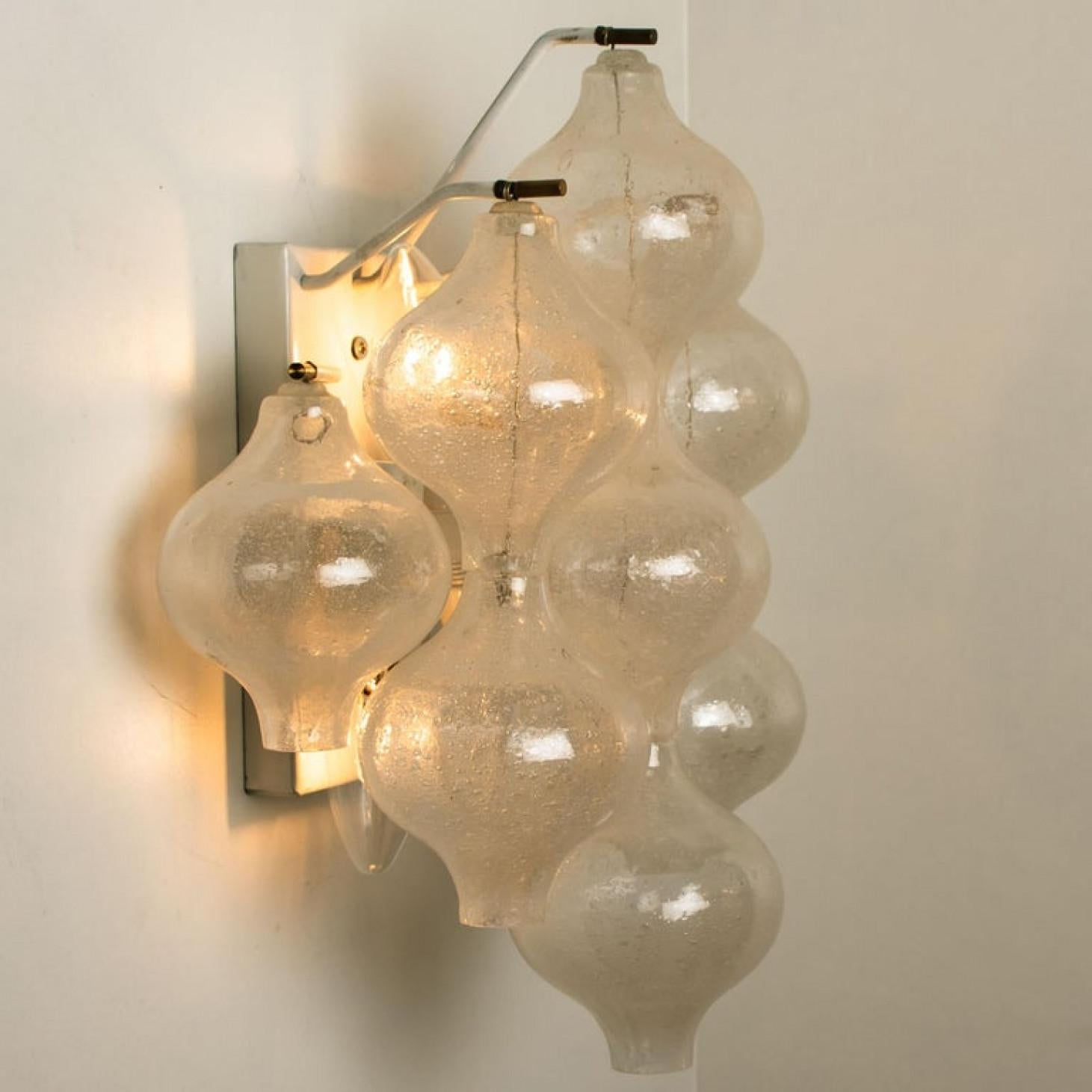 1 of the 8 of Large Tulipan Wall Lamps or Sconces by J.T. Kalmar 'H 21.2', 1960s In Good Condition For Sale In Rijssen, NL