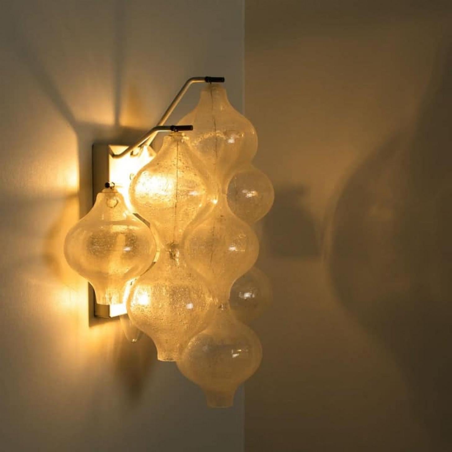 1 de las 8 de Lámparas de pared o apliques Tulipan de J.T. Kalmar 'H 21.2', década de 1960 9