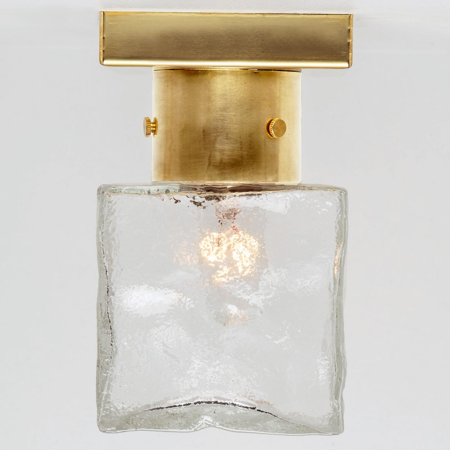 1 degli 8 apparecchi di illuminazione quadrati in vetro e ottone di J.T. Kalmar, Austria in vendita 5