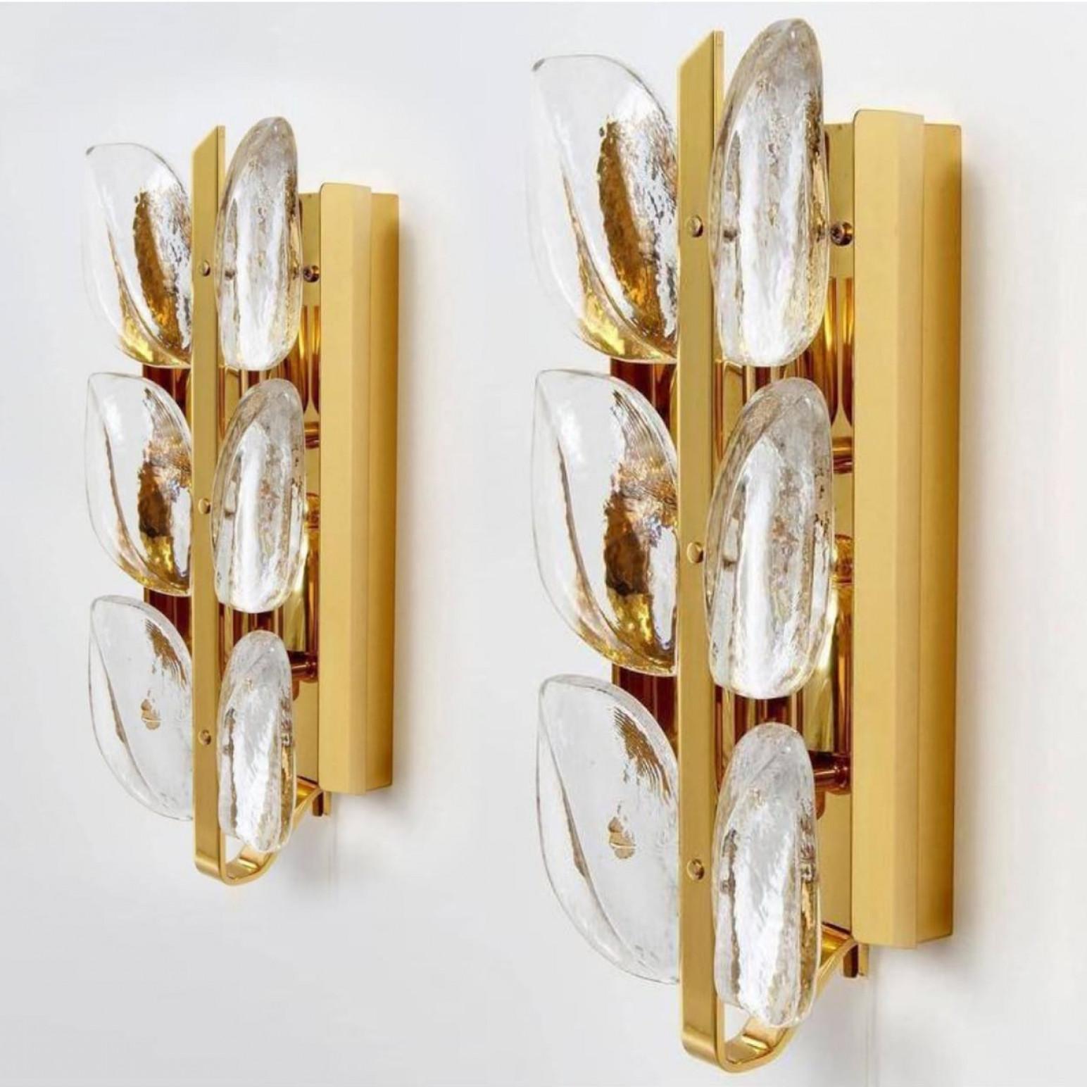 1 of the 8 Wall Lights Model 