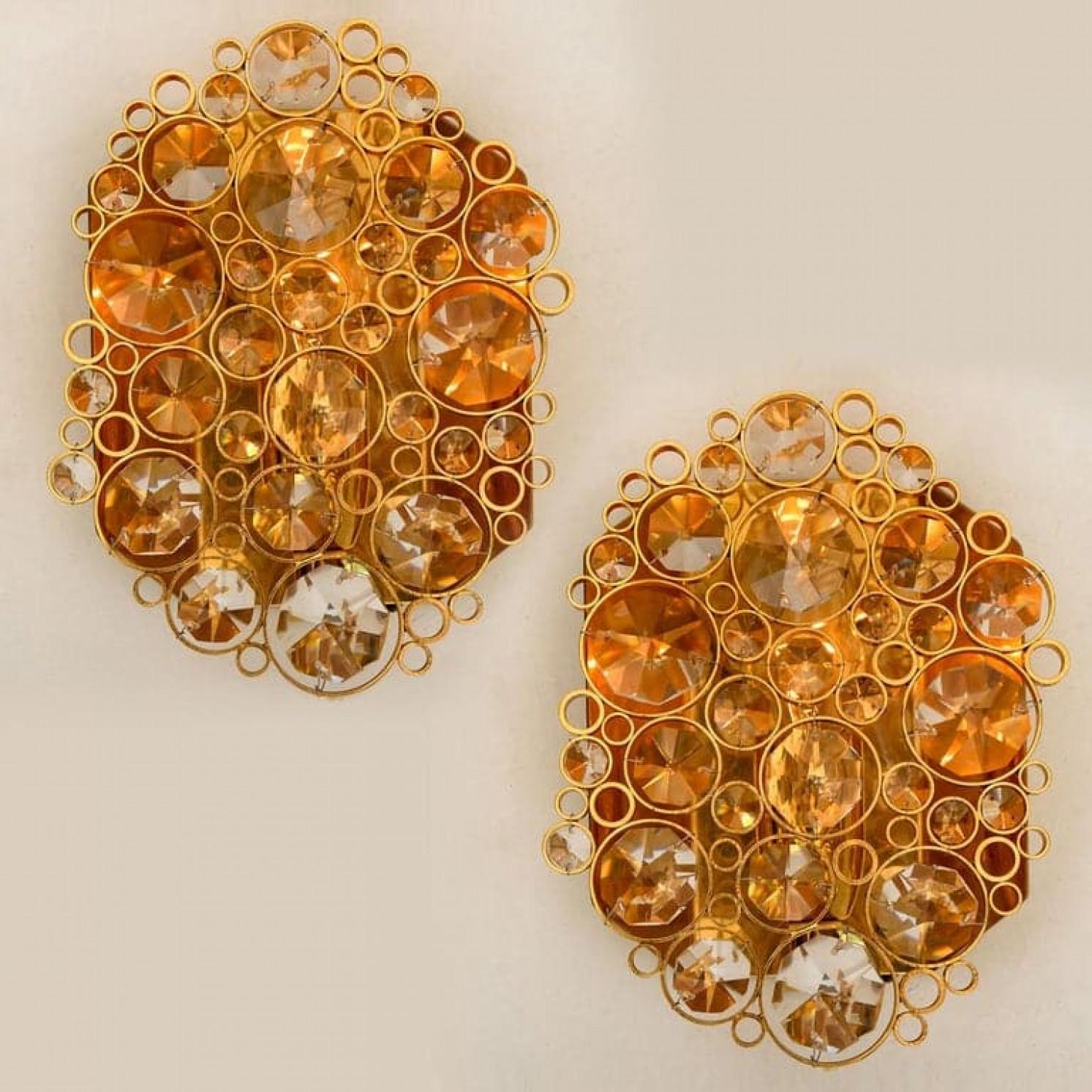 Oro 1 of the several Modernist Wall Sconces Designed by Palwa in vendita