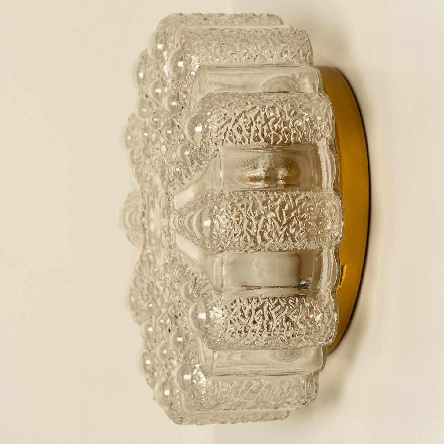 1 of the Six Clear Glass and Brass Flush Mounts in Style of Helena Tynell, 1960 Metal en venta