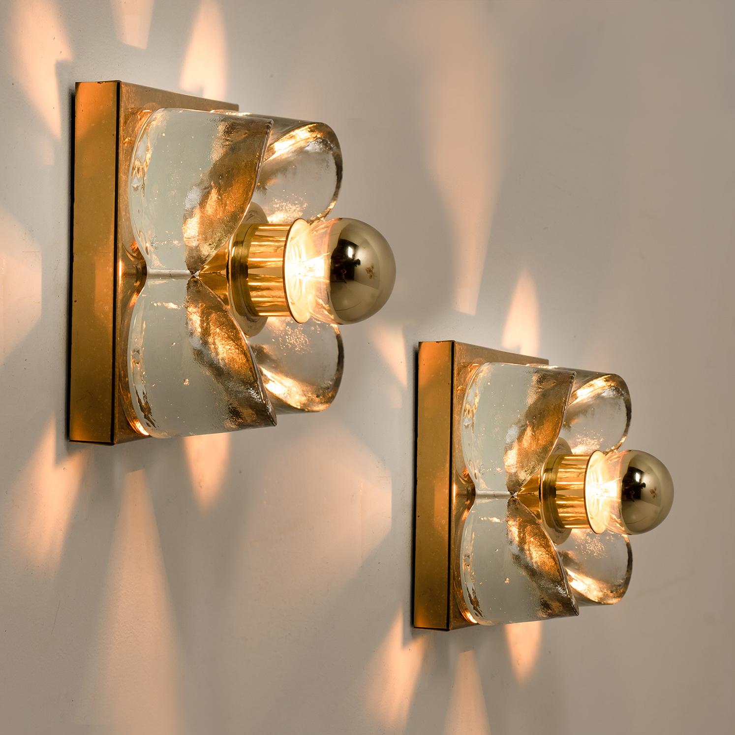 1 Of the 6 Flower Wall Lights, Brass and Glass by Sische, 1970s, Germany 6