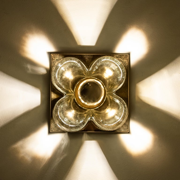 1 Of the 6 Flower Wall Lights, Brass and Glass by Sische, 1970s, Germany 3