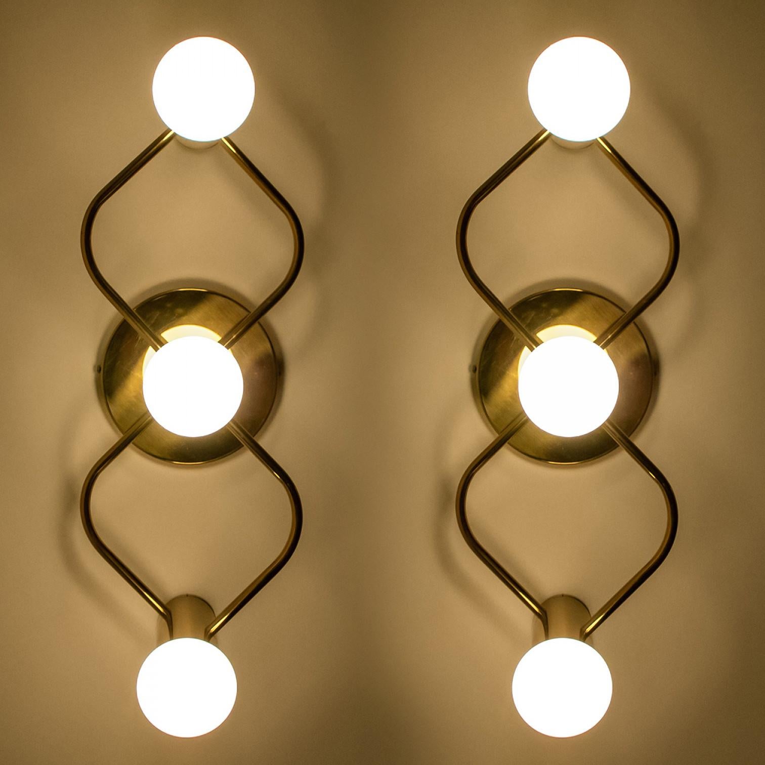 1 op the 3 Pairs of Sculptural Brass Wall Lights Flush Mounts by Leola, 1970s For Sale 4