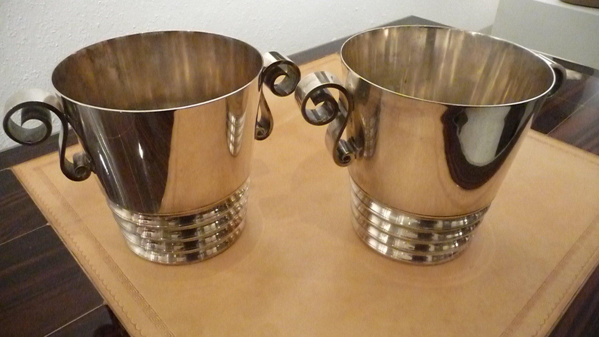 1 Pair of Art Déco champagne buckets. Silver plated. France 1920s.Stamped  For Sale 3