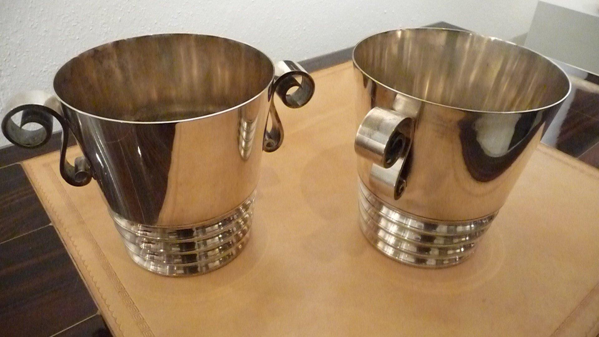 1 Pair of Art Déco champagne buckets. Silver plated. France 1920s.Stamped  For Sale 1