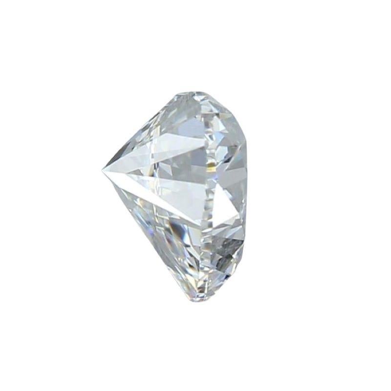 Women's or Men's 1 pc Dazzling Heart Brilliant Diamond with 1.00 Carat For Sale