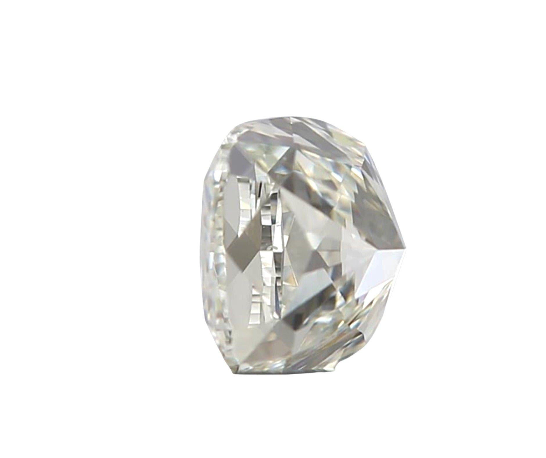 Cushion Cut 1 pc Natural Diamond - 0.71 ct - Cushion - J - VS1- GIA Certificate For Sale