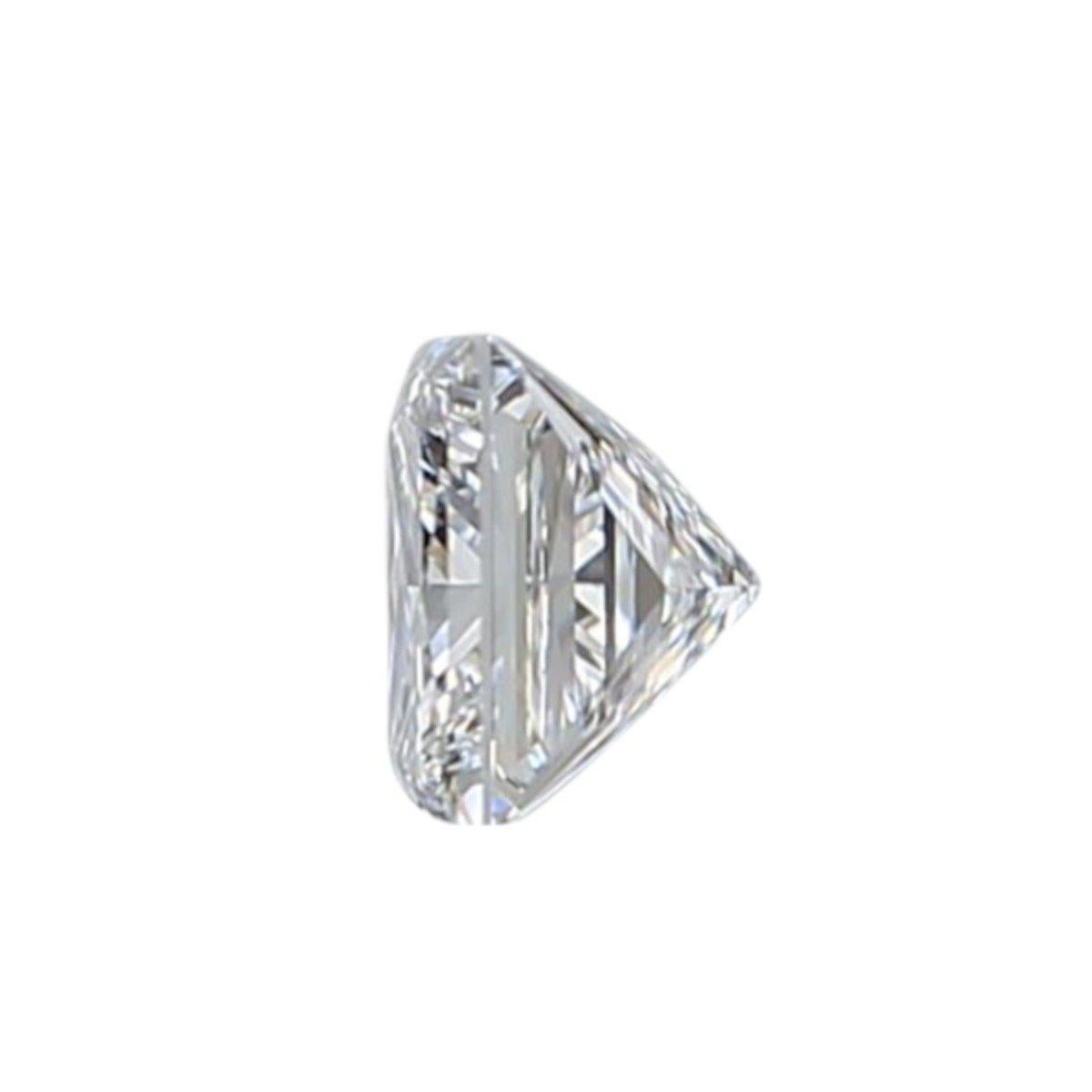 Princess Cut 1 pc Natural Diamond - 0.81 ct - Princess - E - VS1- GIA Certificate For Sale
