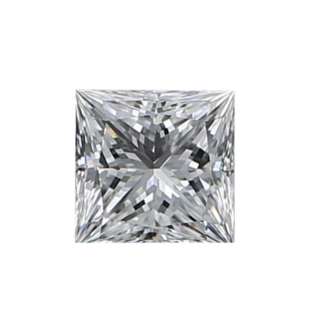Women's or Men's 1 pc Natural Diamond - 0.81 ct - Princess - E - VS1- GIA Certificate For Sale