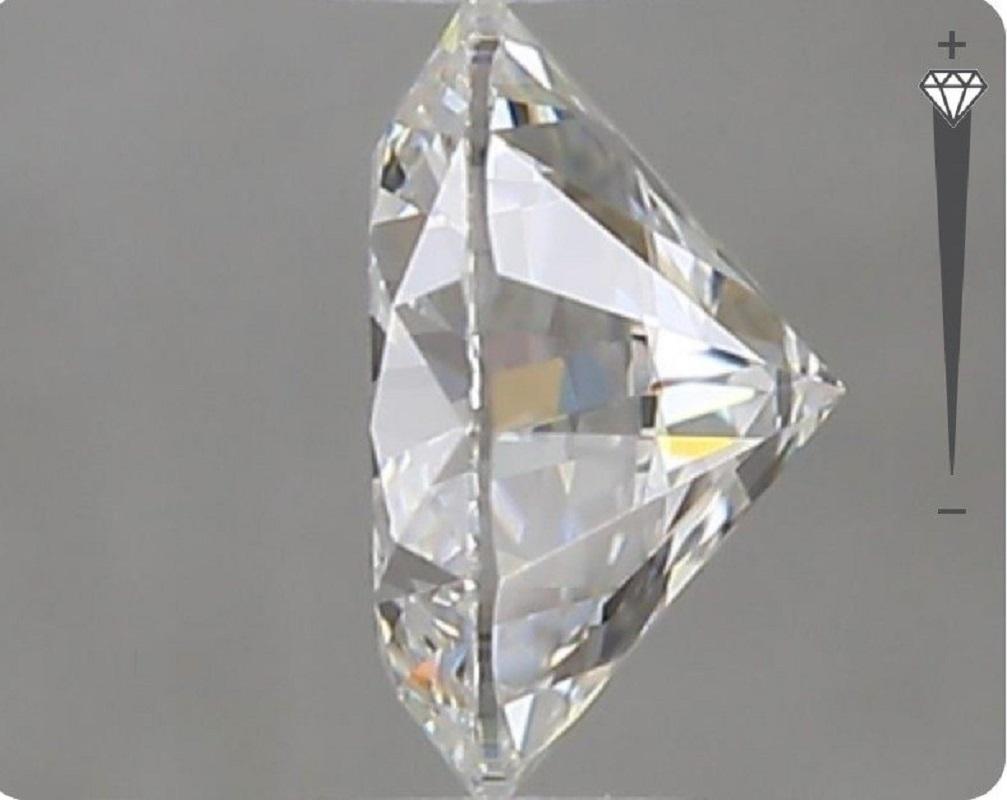 Diamant brillant rond naturel de 1,00 carat G VS1 avec une coupe et un éclat magnifiques. Ce diamant est accompagné d'un certificat GIA et d'un numéro d'inscription au laser.

SKU : C-DSPV-167351-15

GIA 6442629353