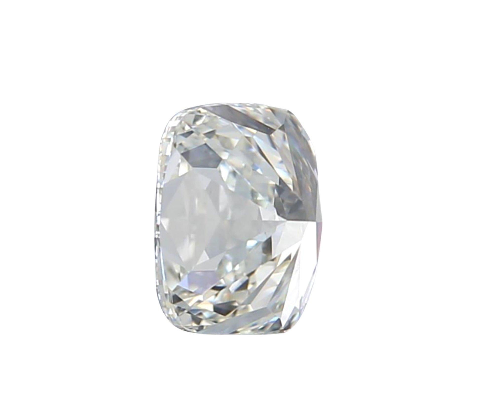 Women's or Men's 1 Pc Natural Diamond, 1.01 Ct, Cushion, H, IF 'Flawless', IGI Certificate For Sale