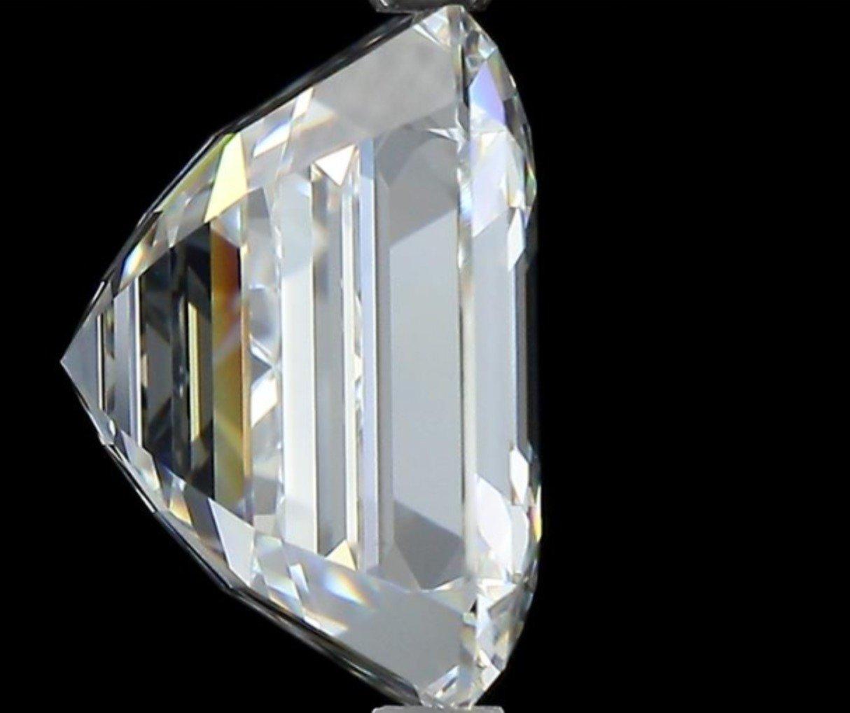 1 pc Natural Diamond - 8.04 ct - Square Emerald / Asscher - F - VVS1- GIA Cert In New Condition For Sale In רמת גן, IL