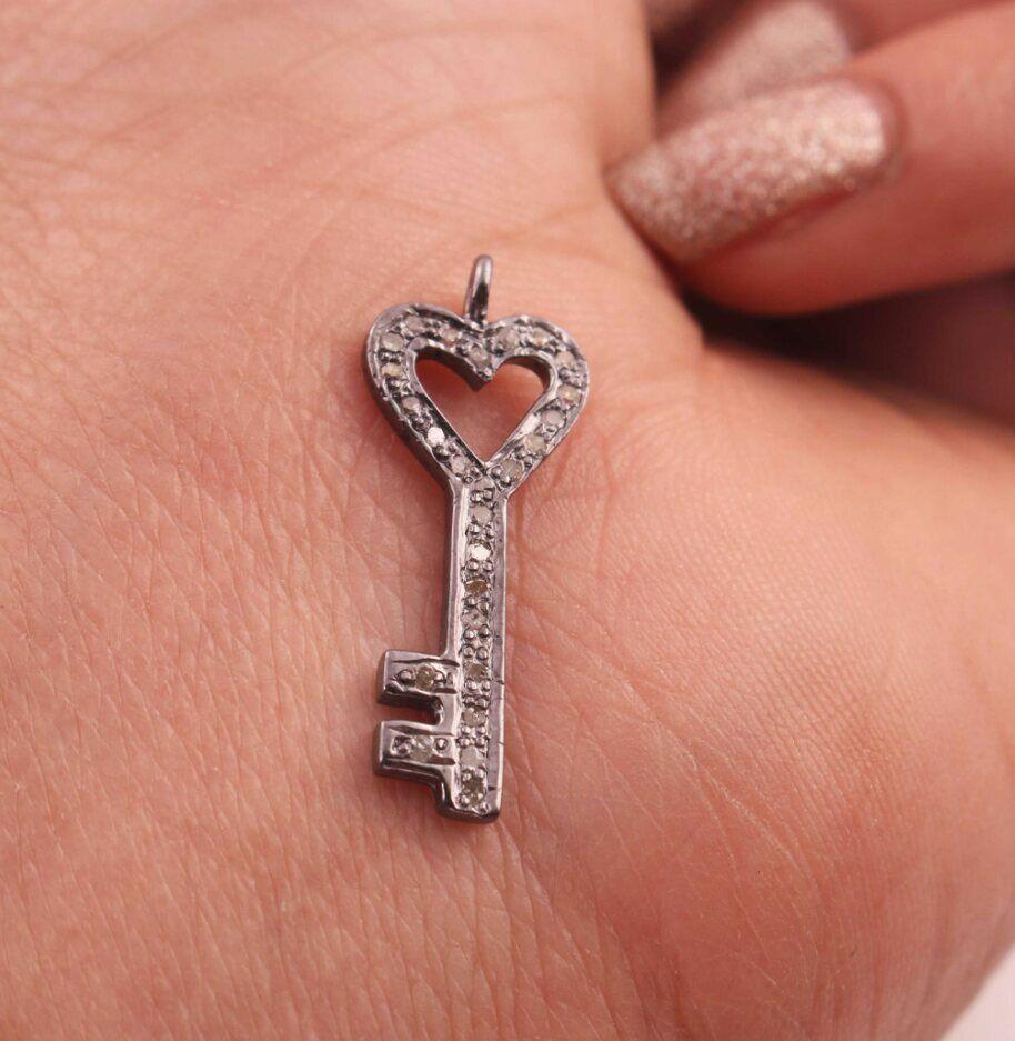 1 Pc Pave Diamond Lock Key Charm Pendant 925 Sterling Silver Diamond Findings. In New Condition For Sale In Chicago, IL