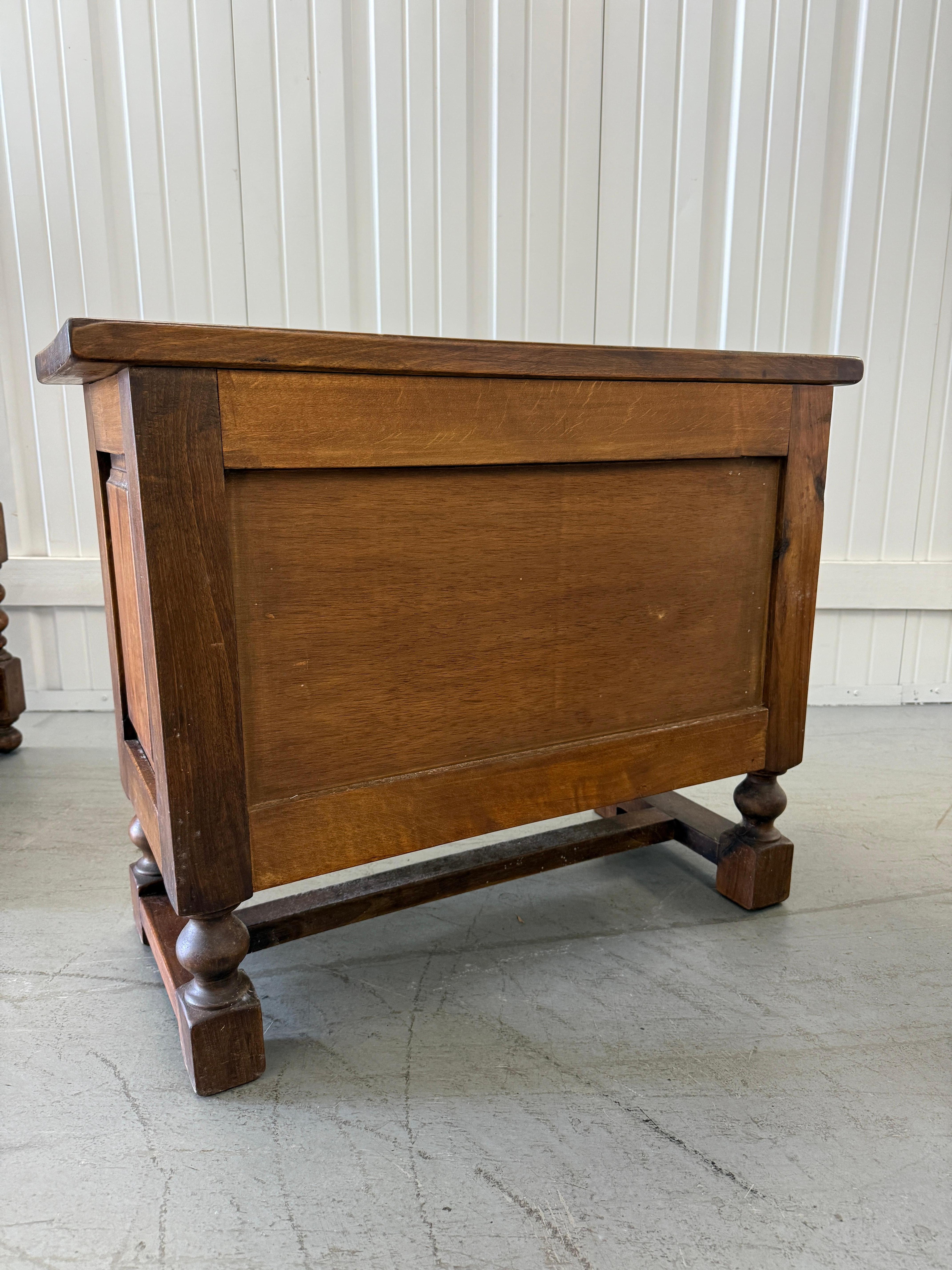 Renaissance Revival Walnut Sideboard Cabinet, 19th Century For Sale 1
