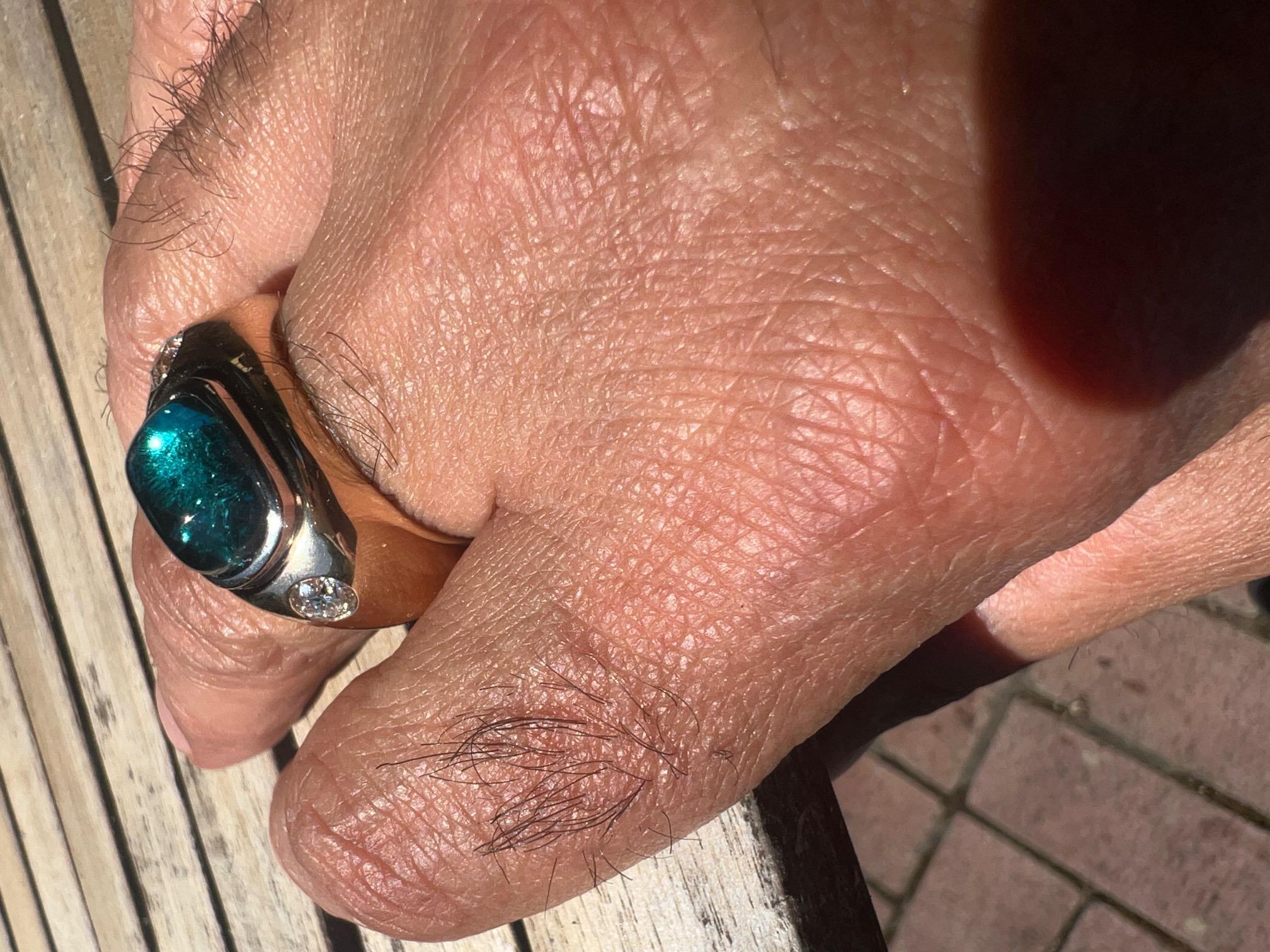 1 Ring (men's ring) in 750/Rose-+Whitegold with 1 Tourmaline Cab. + Diamonds In New Condition For Sale In Idar-Oberstein, DE