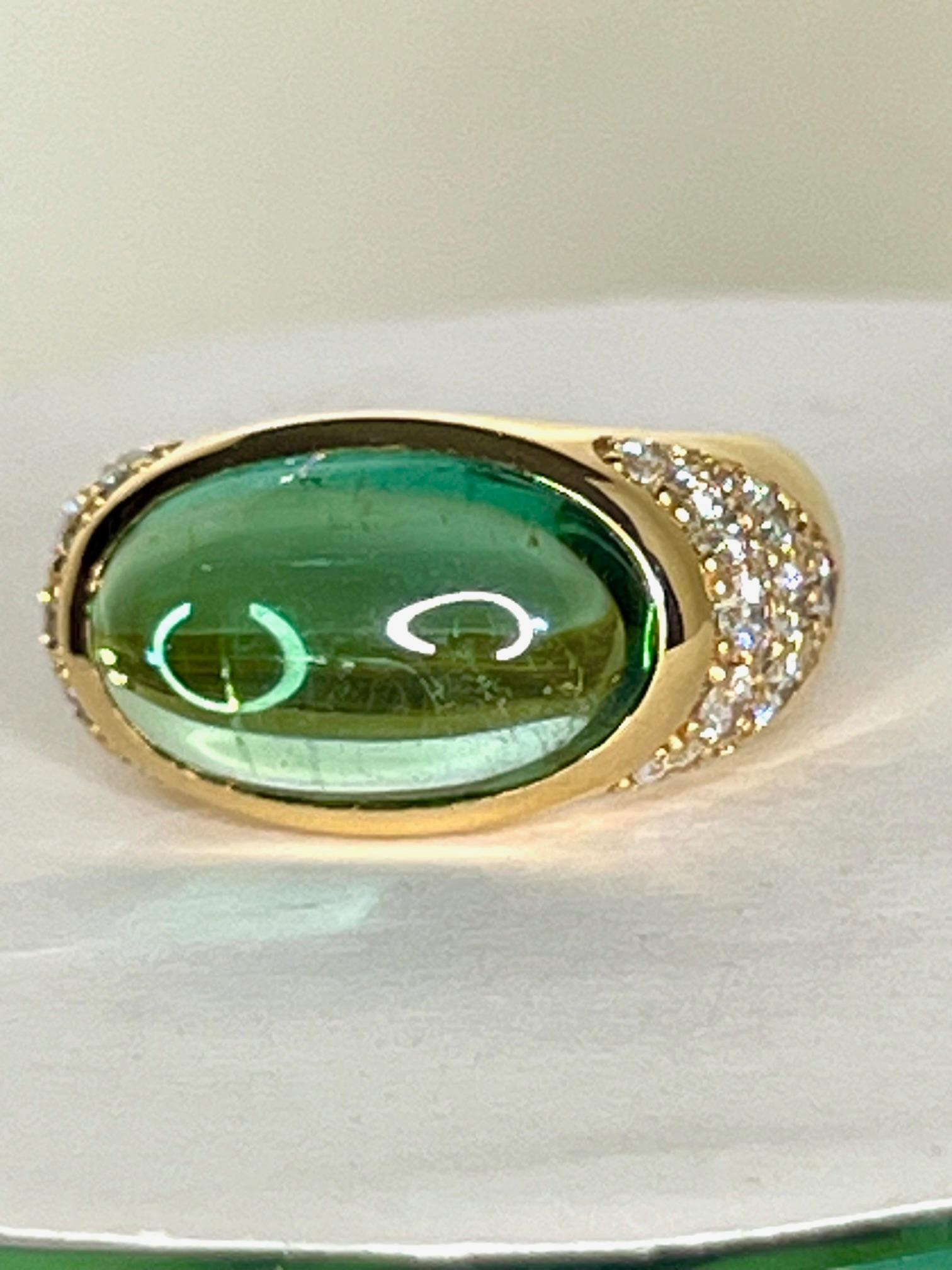 1 Ring in 750/Rosegold mit 1 Turmalin Cab. + Diamanten Pavé im Zustand „Neu“ im Angebot in Idar-Oberstein, DE