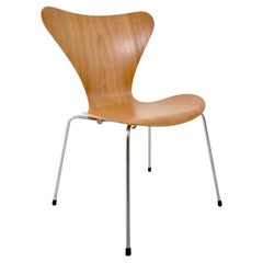 1 Silla Serie 7 de Arne Jacobsen para Fritz Hansen Disponible en varios ejemplares