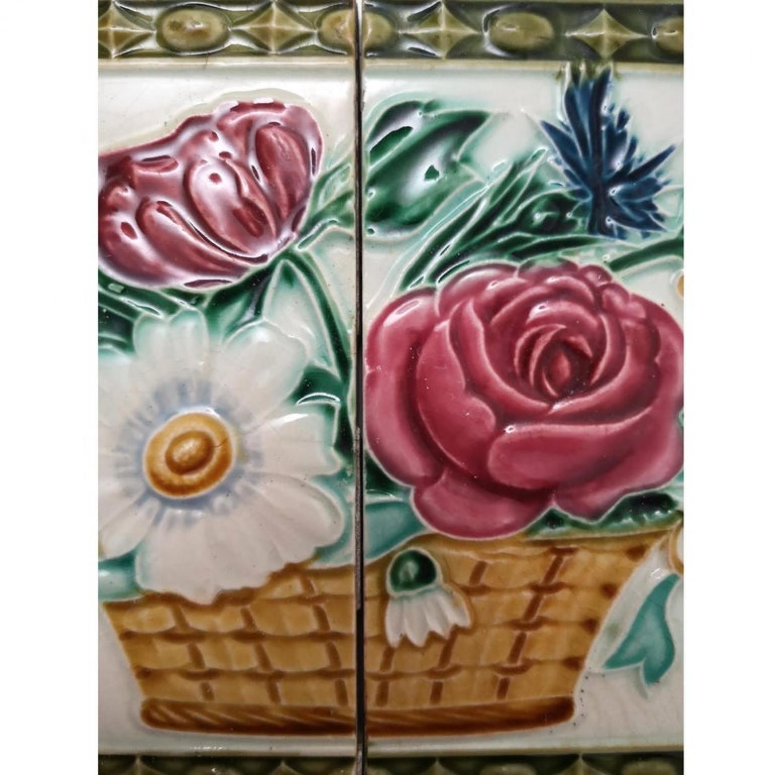 1 Satz '2 Kacheln' aus den 17 Sätzen Jugendstil-Reliefkacheln, Morialmé, 1900 (Keramik) im Angebot