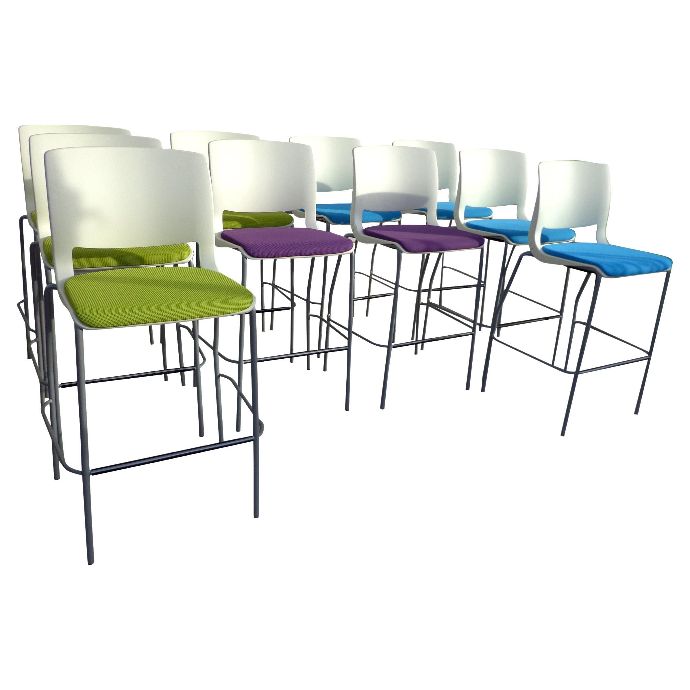 1 Teknion Variable stool by Alessandro Piretti

Designed by Alessandro Piretti, Variable is ideal for
informal spaces where reconfiguration is encouraged, yet durability and style
remain essential. 
Variable features a one-piece molded shell