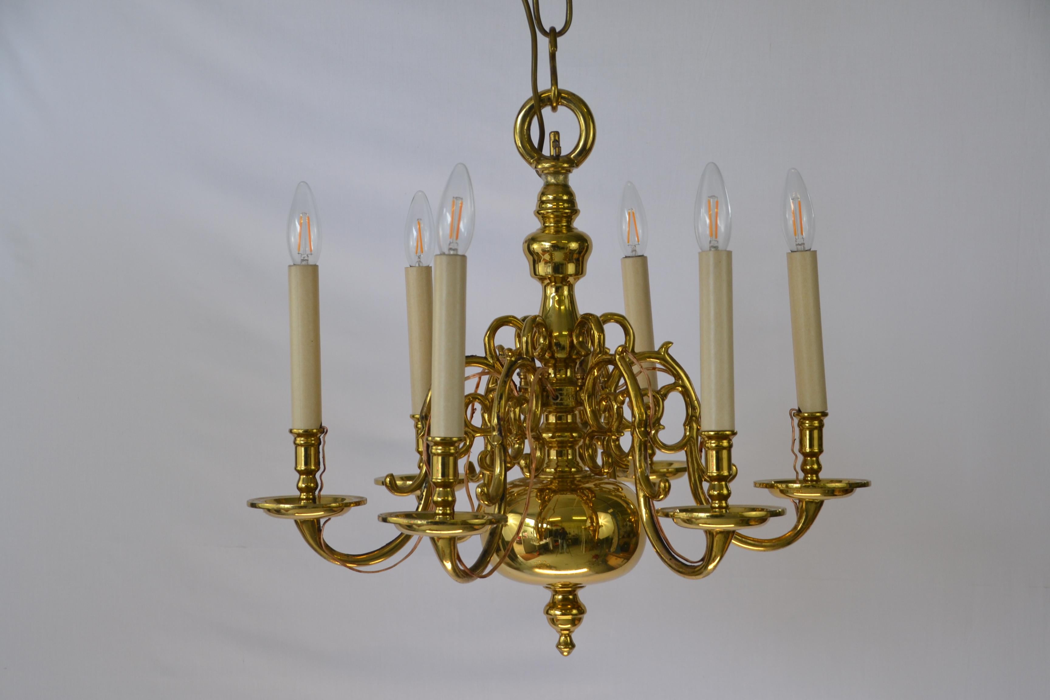 1 Tier 17th Century Electric Model Dutch Brass Chandelier with 6 Lights H54xW57 For Sale 3