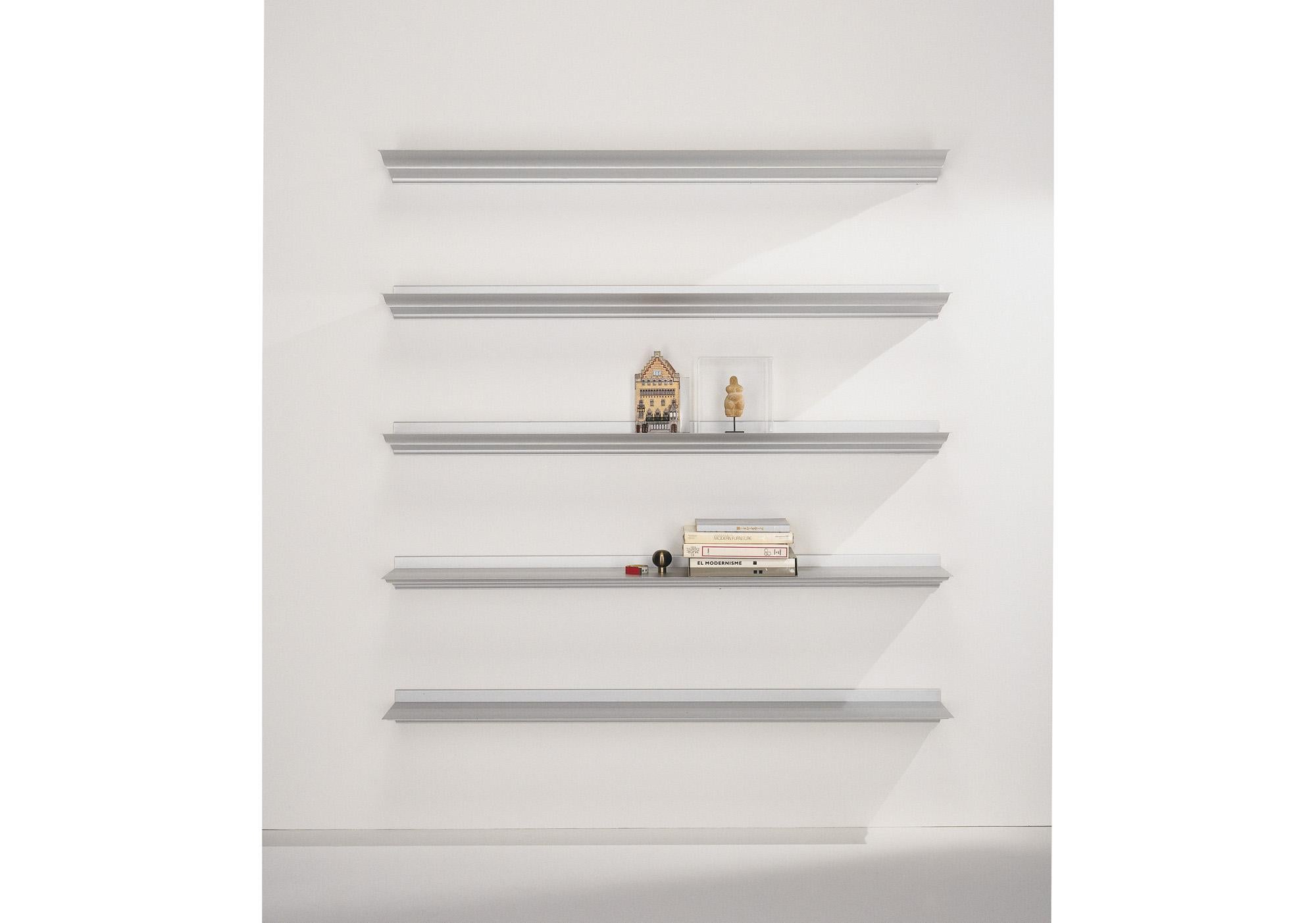 Wall mounted aluminium shelving, minamilist custom design  (1 Unit :  15CM/1 M ) In New Condition For Sale In Barcelona, ES