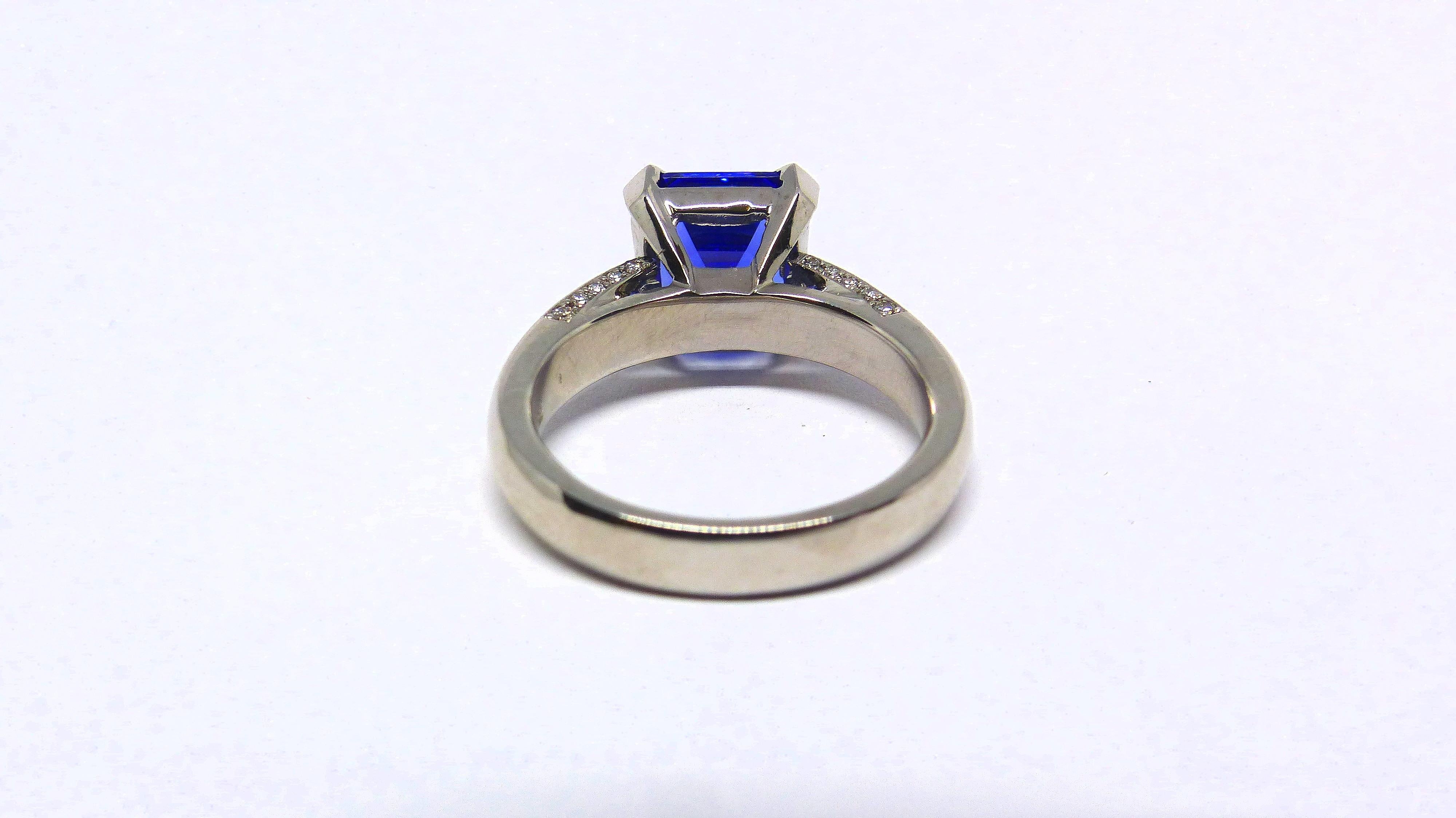 asscher cut tanzanite