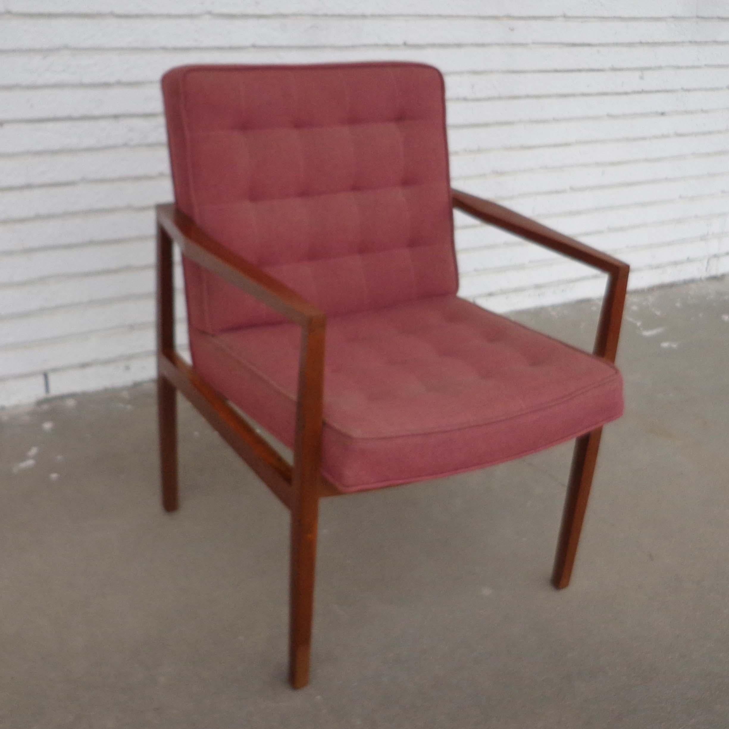 Mid-Century Modern 1 Vincent Cafiero Armchair for Knoll For Sale