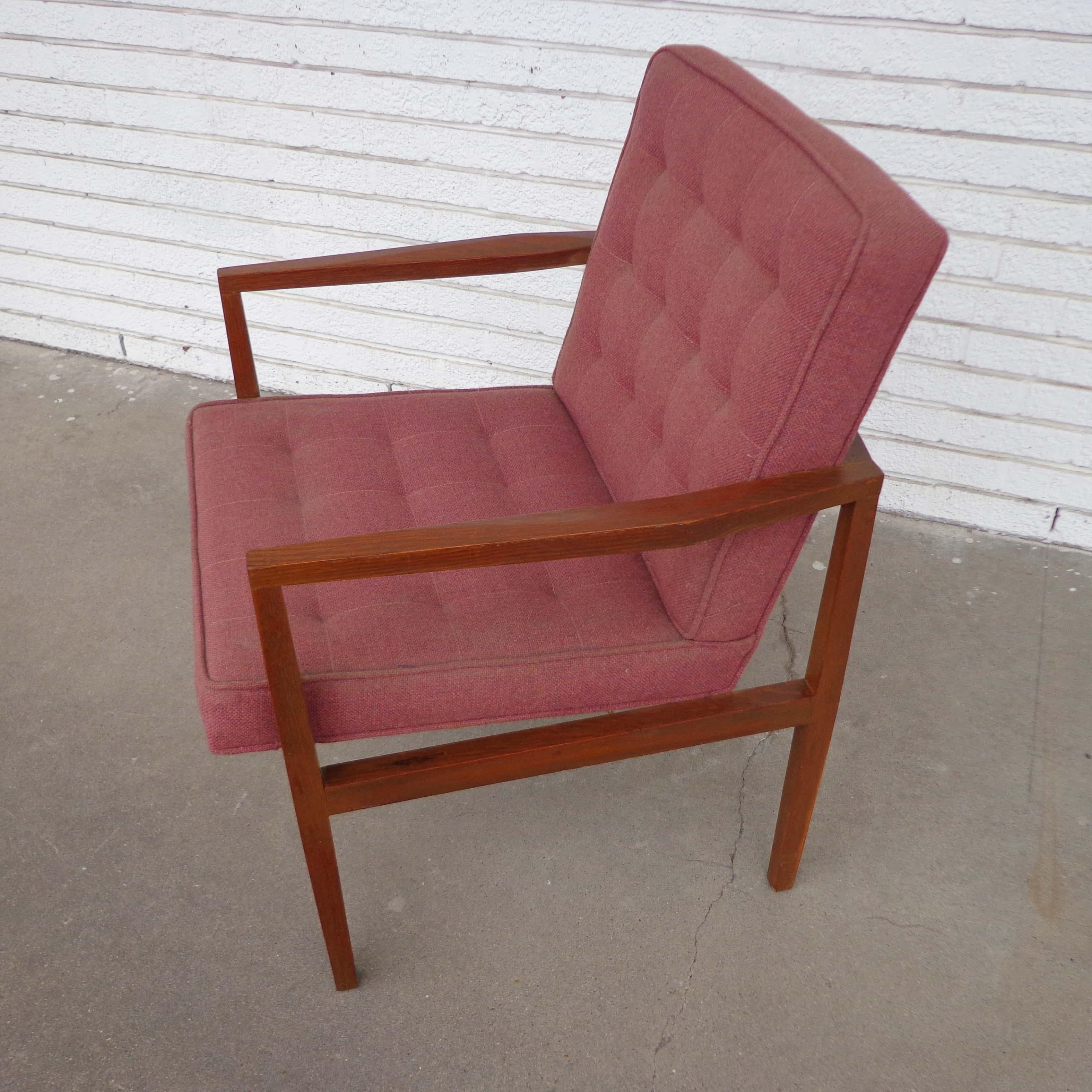 1 Vincent Cafiero Armchair for Knoll In Good Condition For Sale In Pasadena, TX