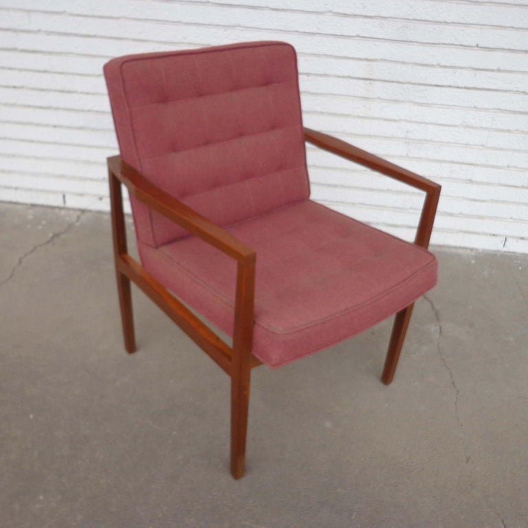 1 Vincent Cafiero Armchair for Knoll For Sale 1