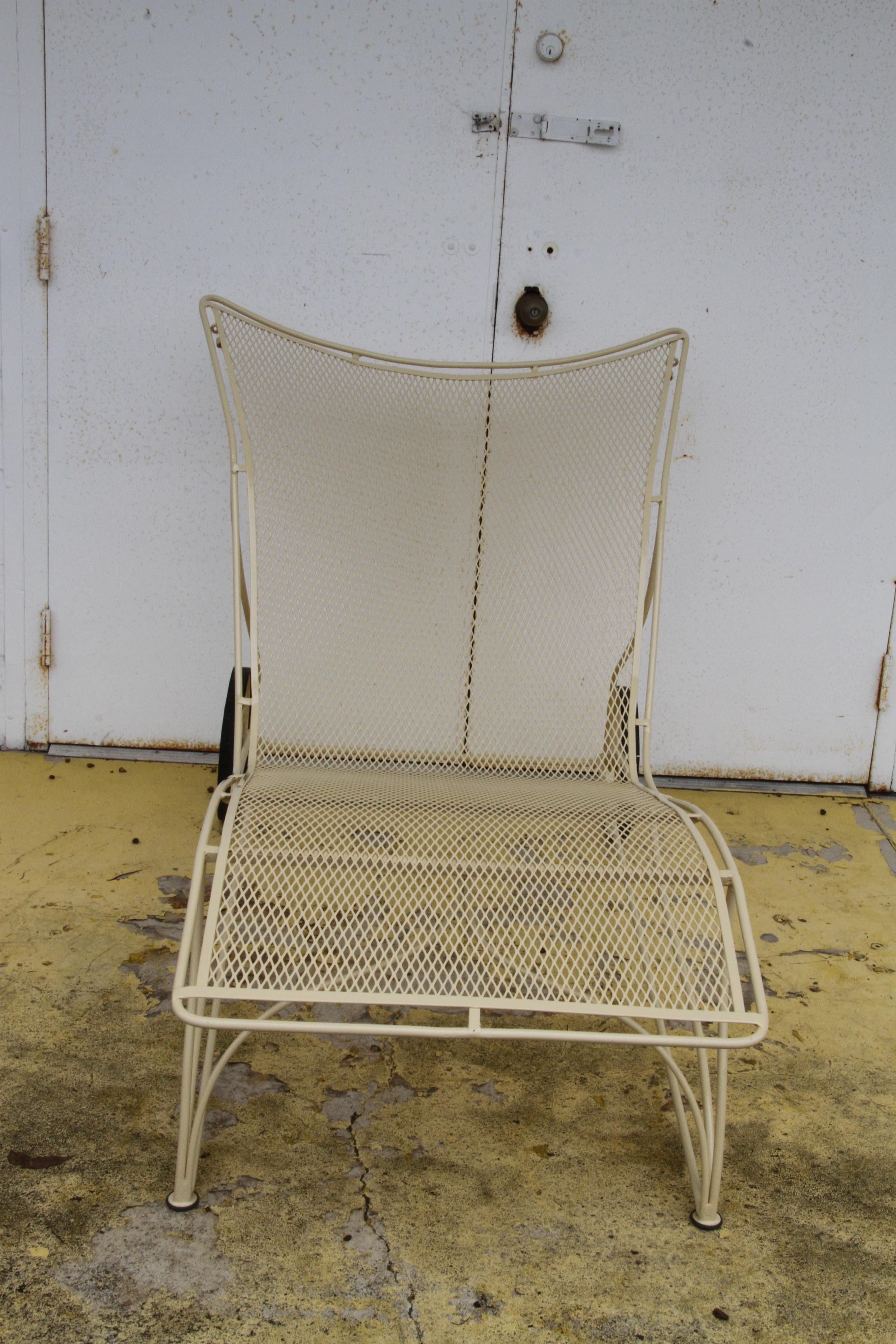 1 Vintage Russell Woodard Patio Chaise  For Sale 9