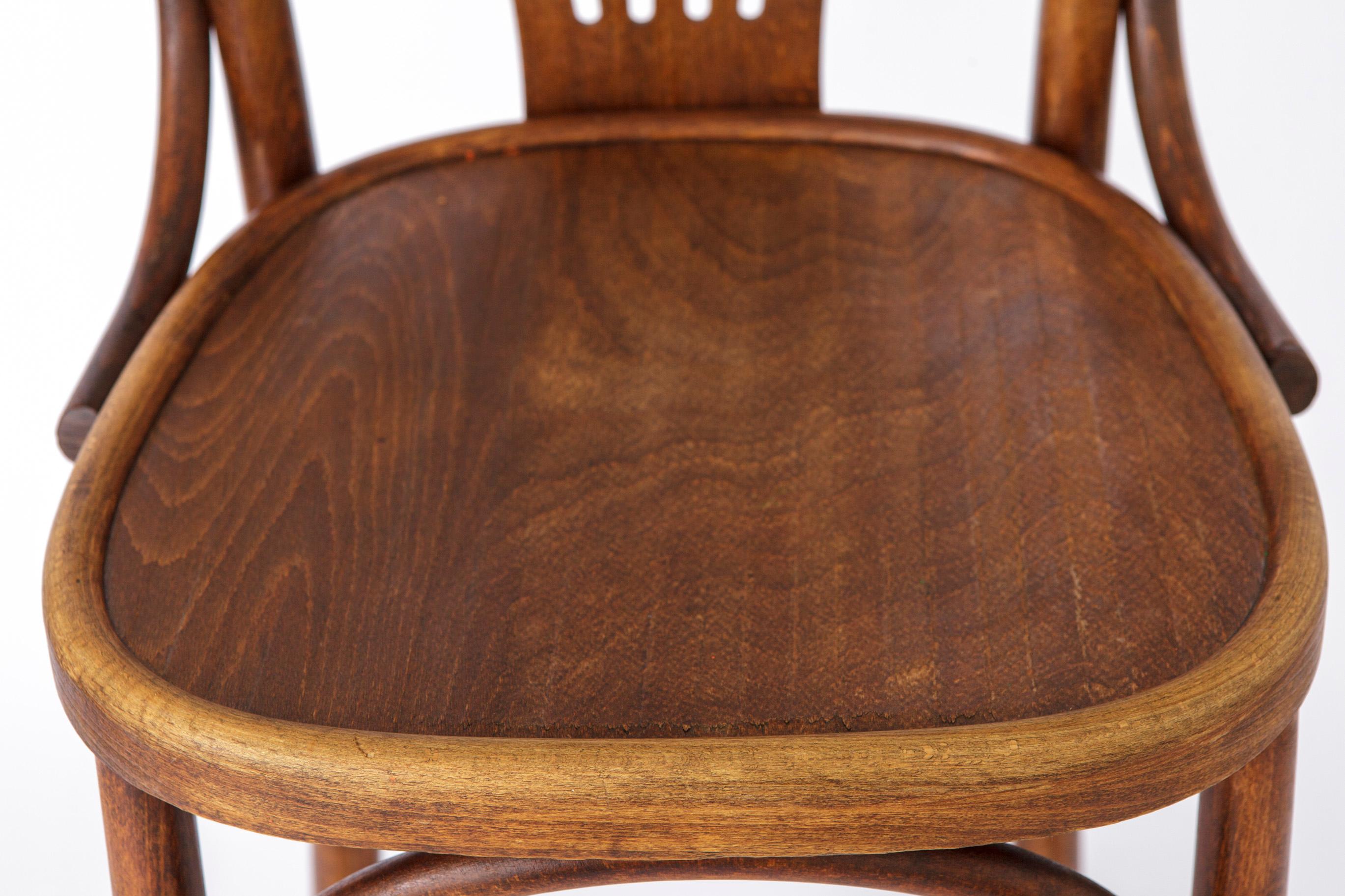 Polished 1 Vintage Wooden Irish Pub High Stools with Bentwood Technique 1960s-1970s For Sale