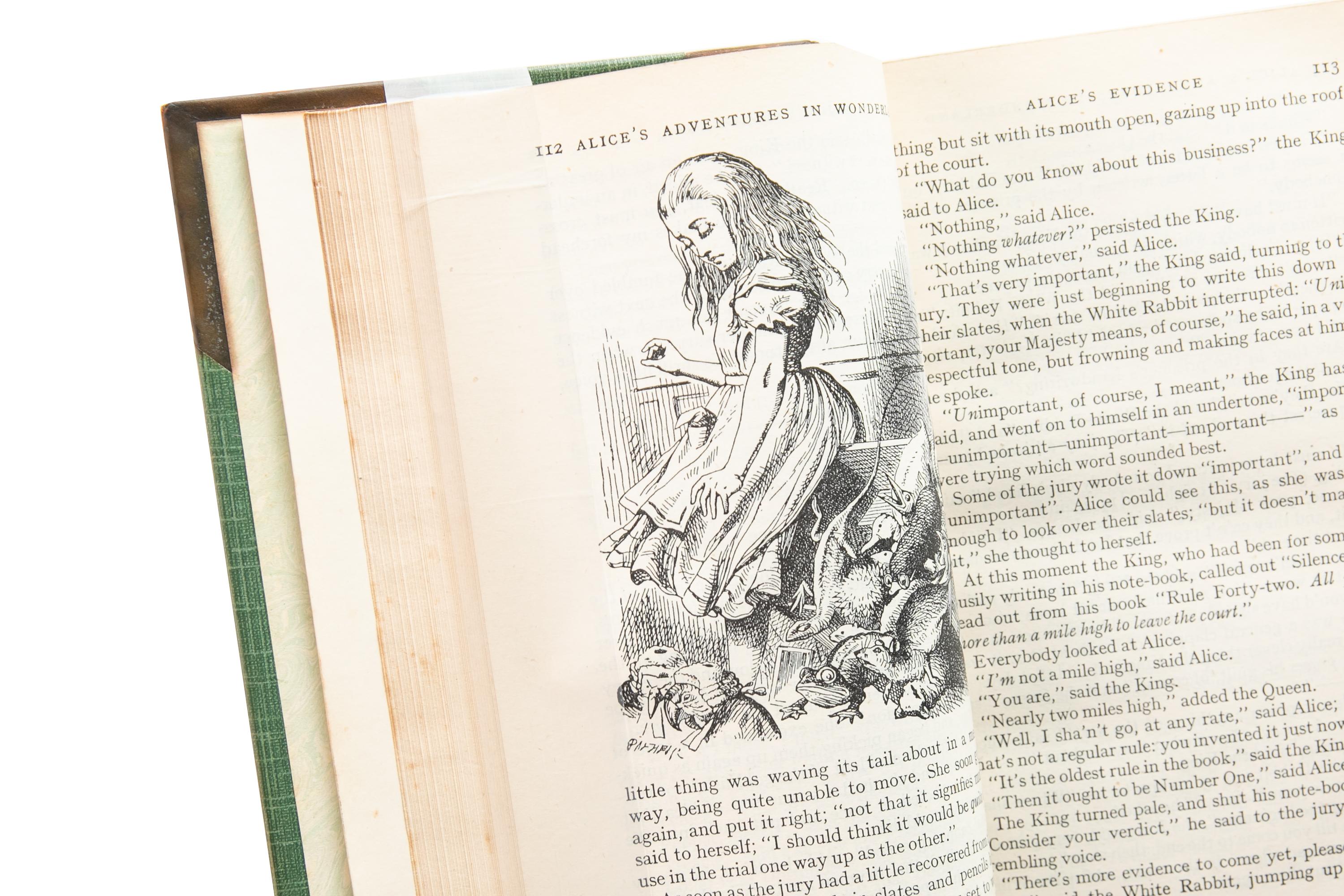 1 Volume. Lewis Carroll, Le opere. In condizioni buone in vendita a New York, NY