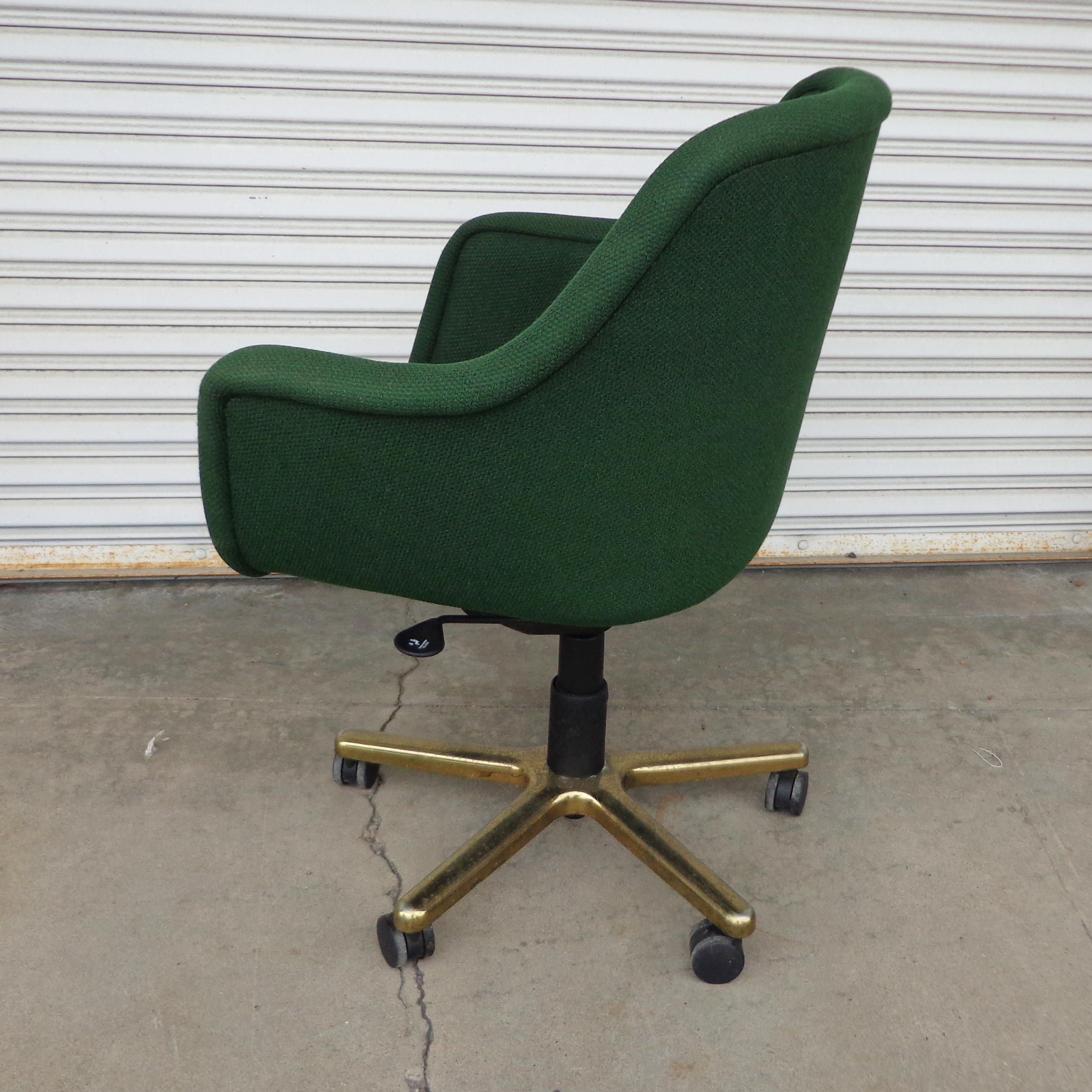 20th Century 1 Ward Bennett for Brickel and Associates Bumper Desk Conference Chair For Sale